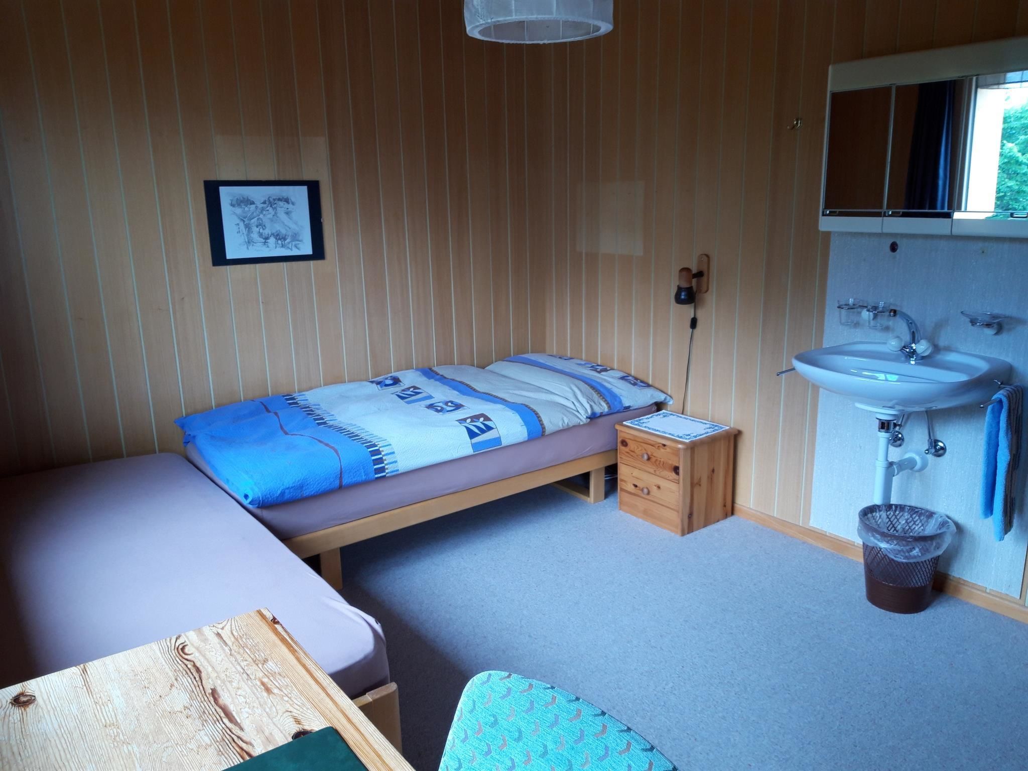 Chalet Wenger Appartement/Fewo, Dusche und Bad, WC, Balkon - Inside
