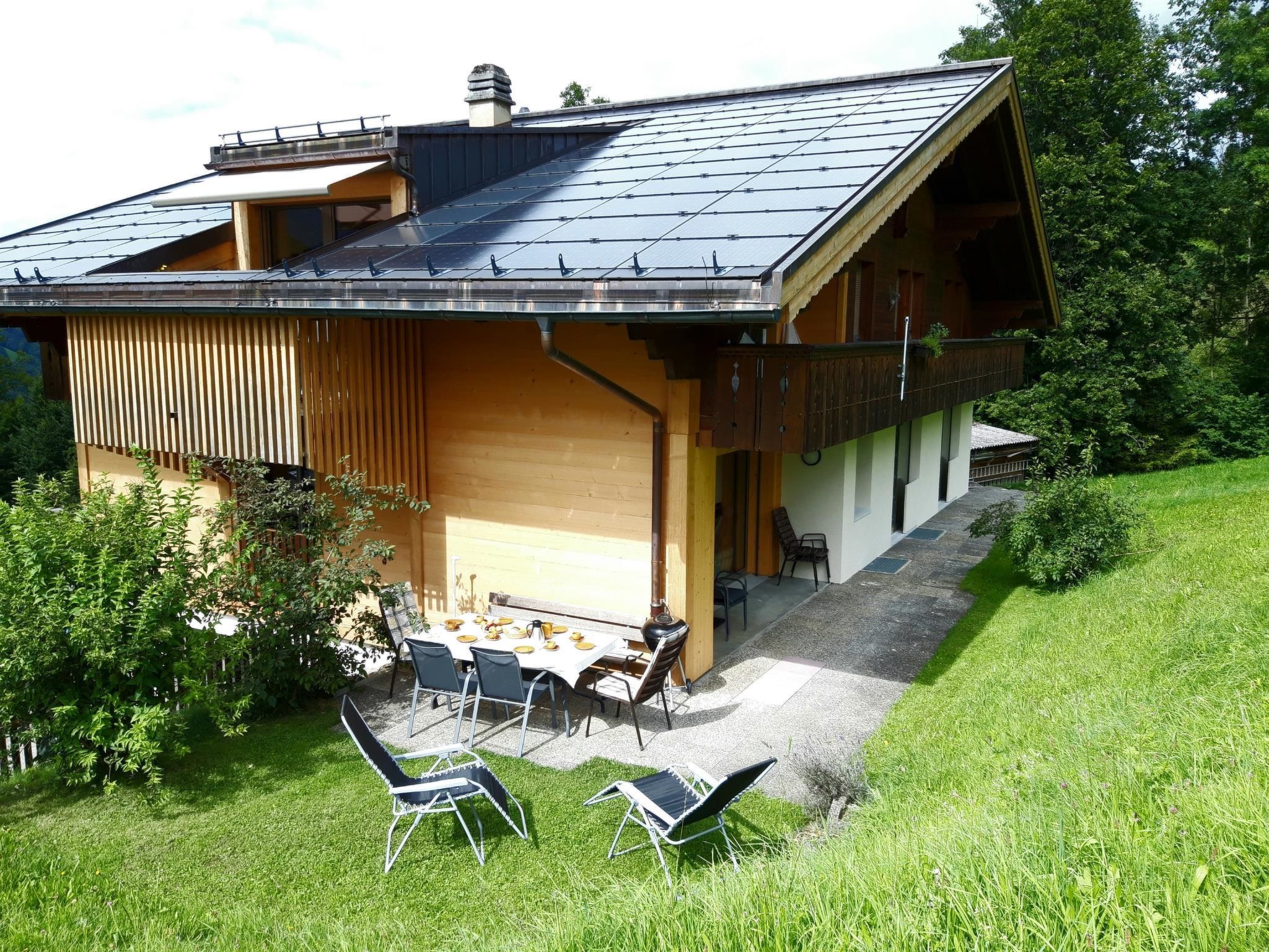 Chalet Wenger Appartement/Fewo, Dusche und Bad, WC, Balkon - Outside