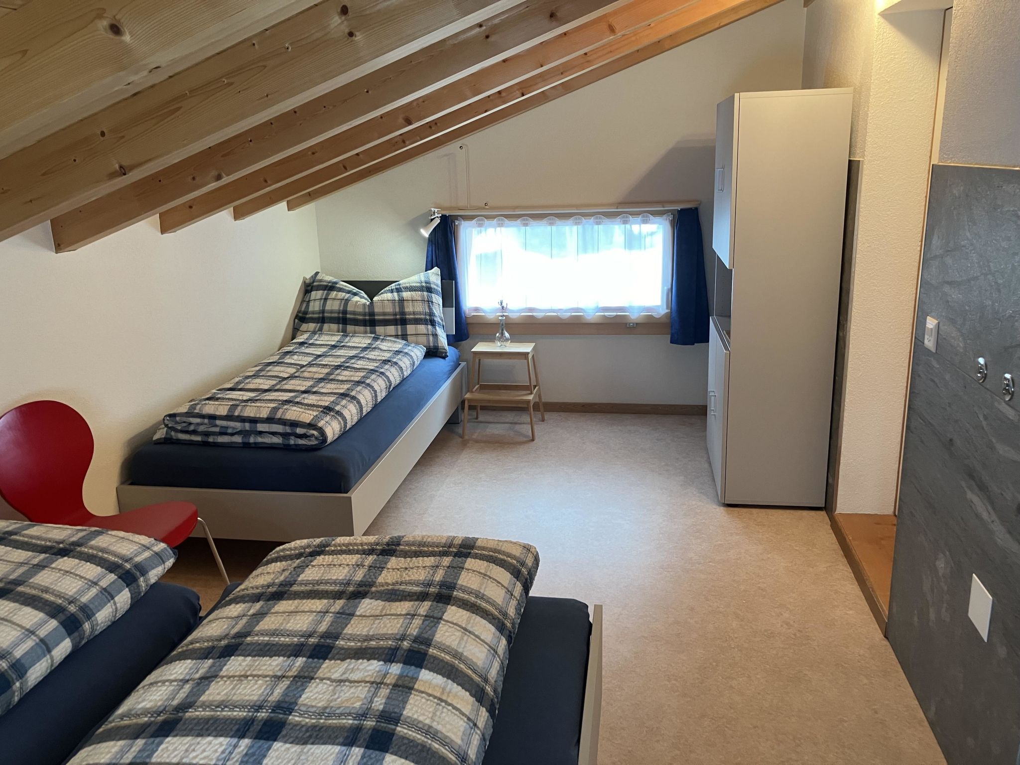 Appartement Chalet Lärche Appartement/Fewo, Dusche und Bad, WC, 2 Schlafräume – Chambre, photo 29 sur 31