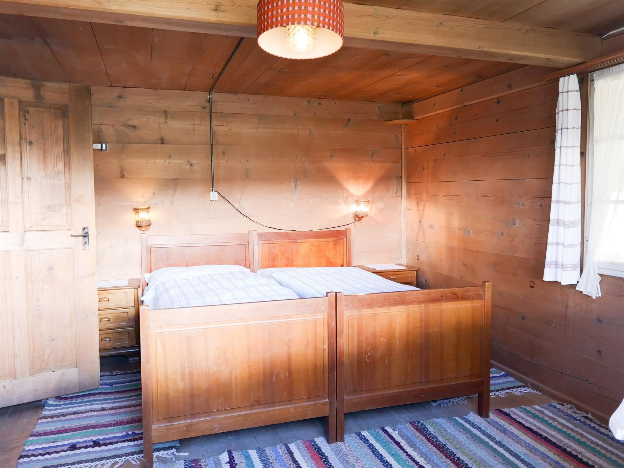 Weidhütte Wegscheide Hütte, Dusche, WC, 3 Schlafräume Wohnung 1. Stock - Drinnen