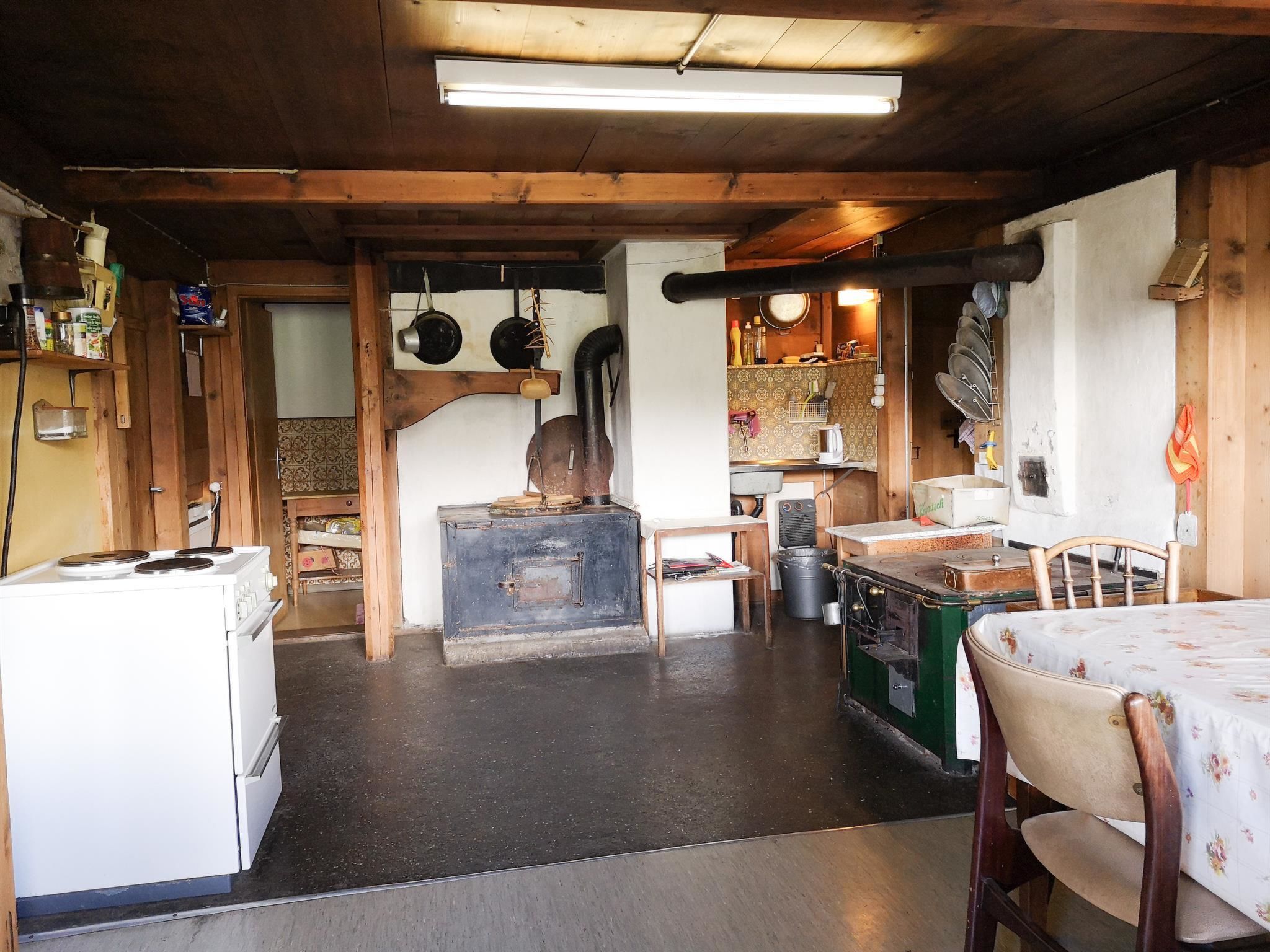 Weidhütte Wegscheide Hütte, Dusche, WC, 3 Schlafräume Wohnung 1. Stock - Drinnen