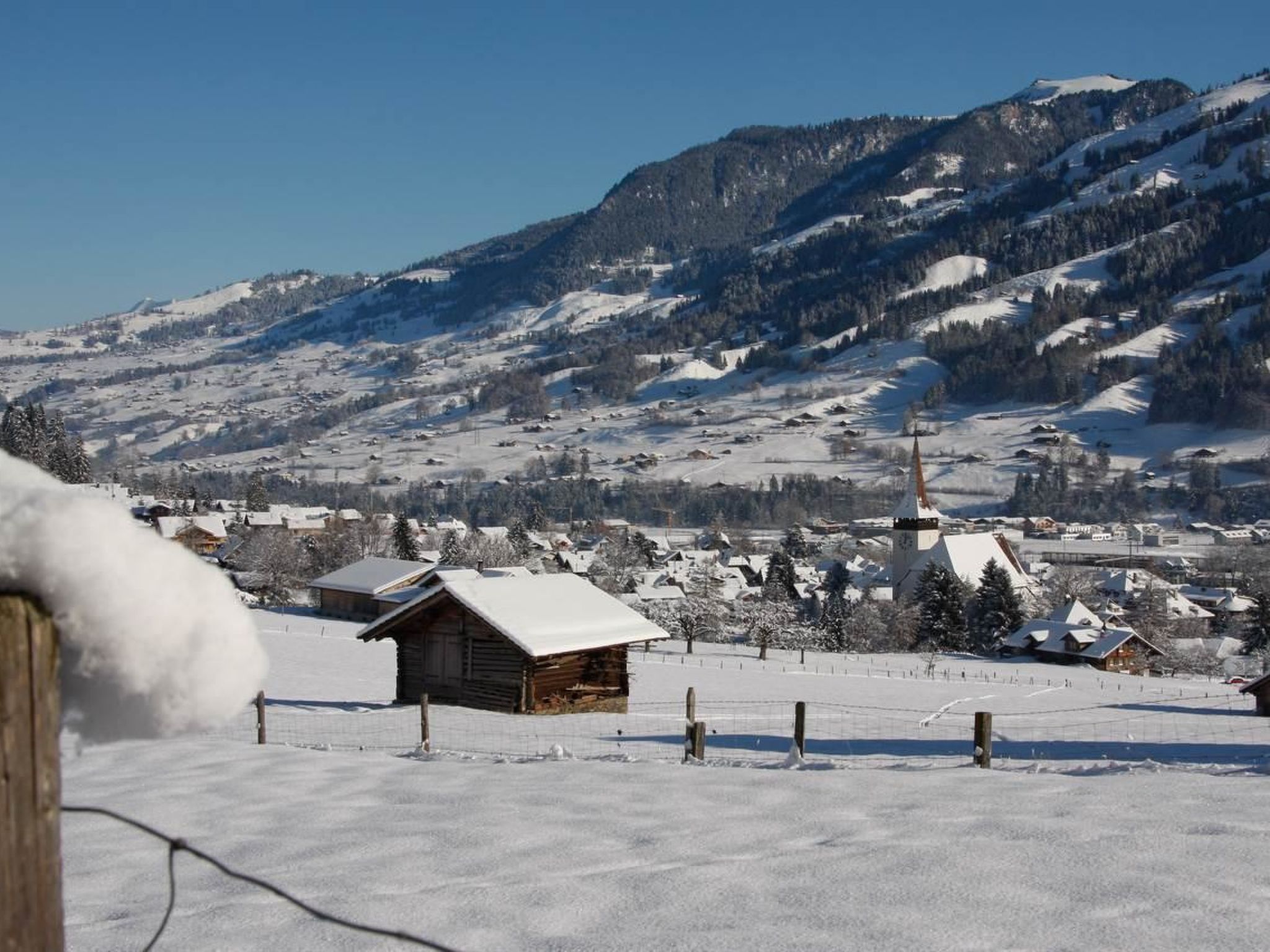 Chalet Bodenweg Appartement/Fewo, Bad, WC, 1 Schlafraum 1-Zimmerwohnung - Buiten