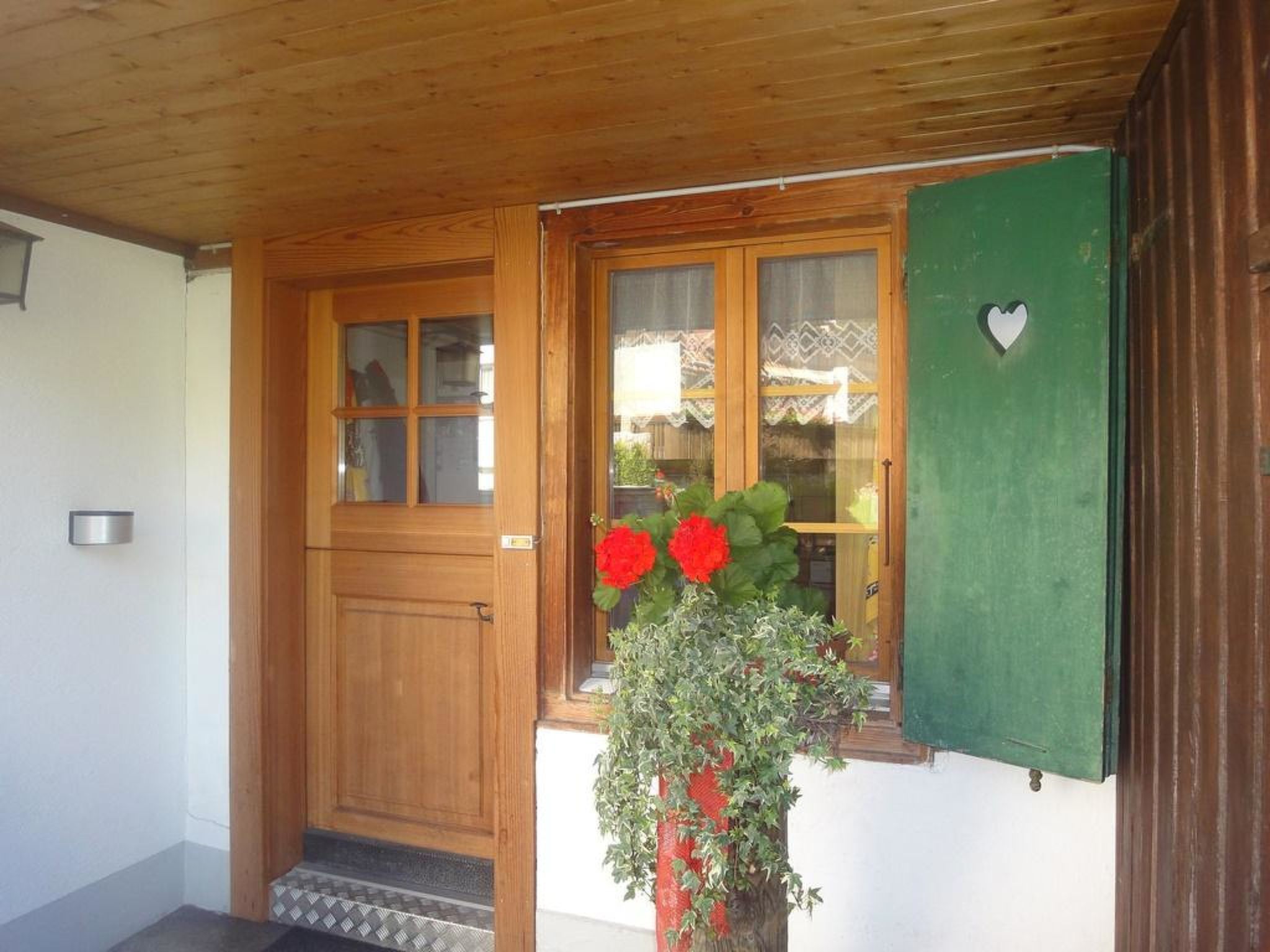 Esther Appartement/Fewo, Dusche, WC, 3 Schlafräume 4-Zimmerwohnung - Draußen