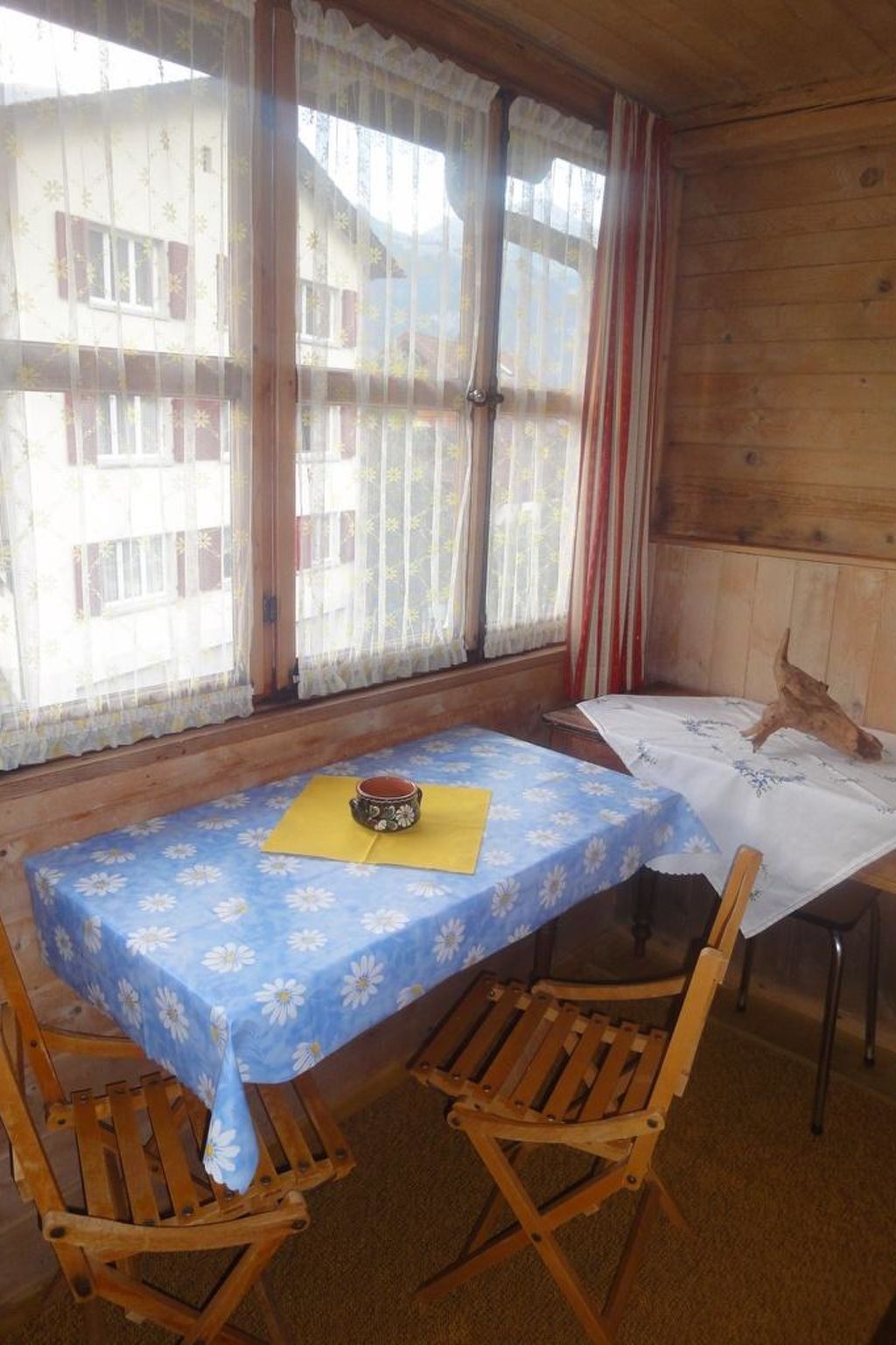 Esther Appartement/Fewo, Dusche, WC, 3 Schlafräume 4-Zimmerwohnung - Drinnen