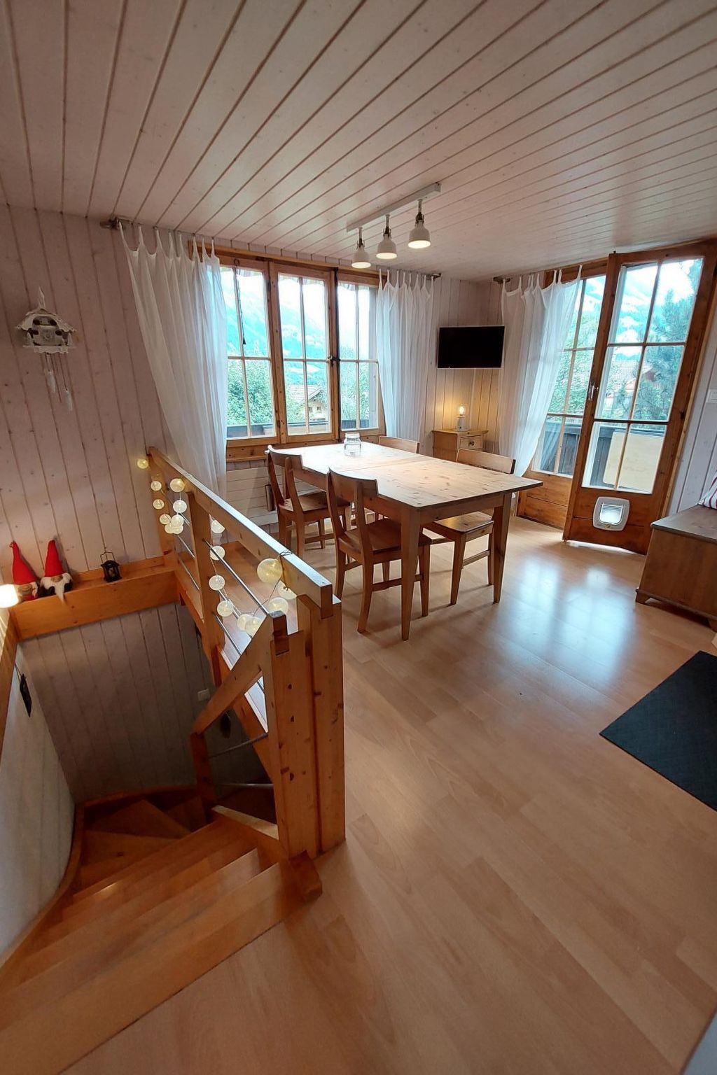 Chalet Edelweiss Appartement/Fewo, Dusche, WC, 2 Schlafräume 3-Zimmerwohnung - Binnen