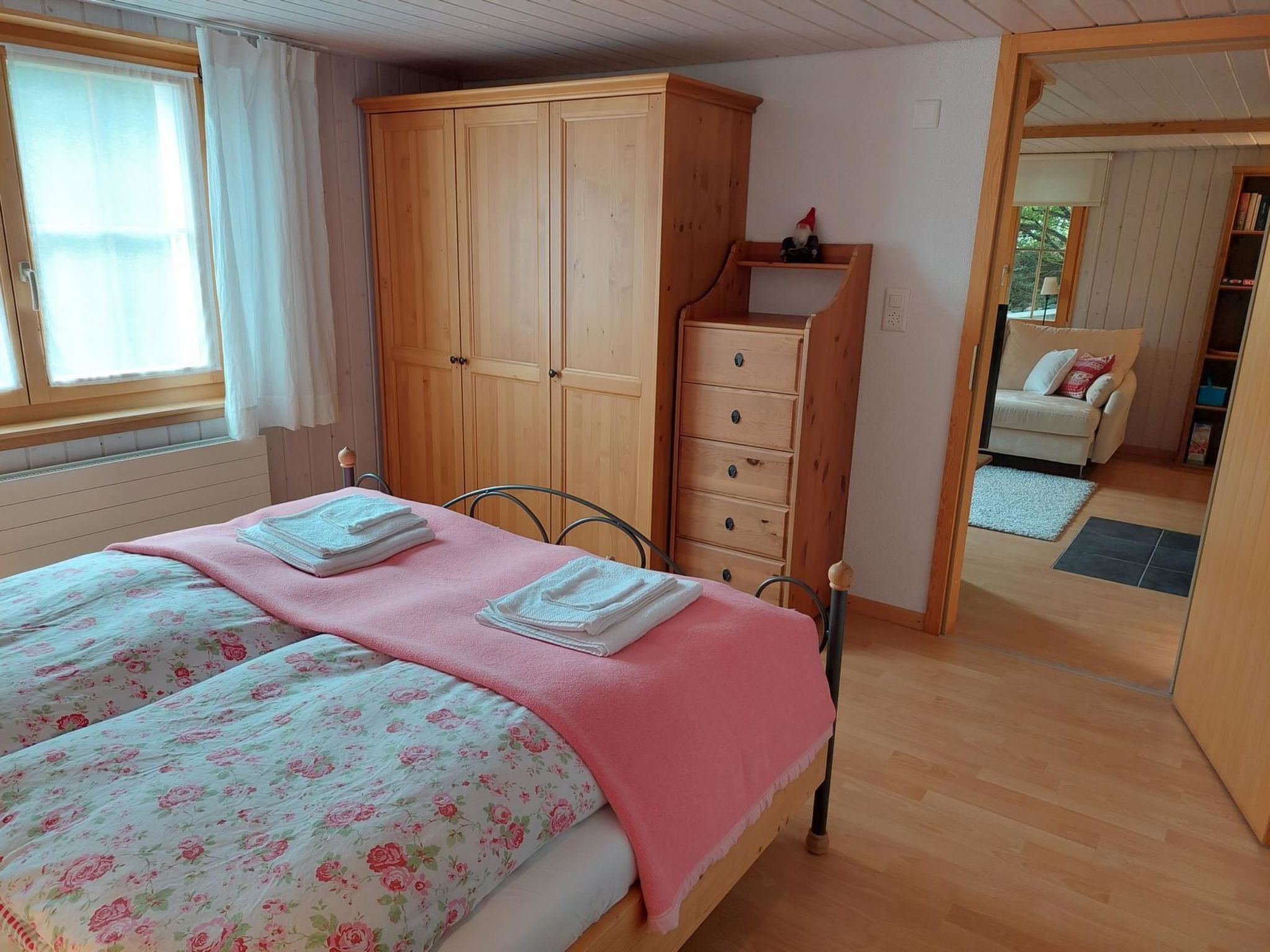 Chalet Edelweiss Appartement/Fewo, Dusche, WC, 2 Schlafräume 3-Zimmerwohnung - Binnen