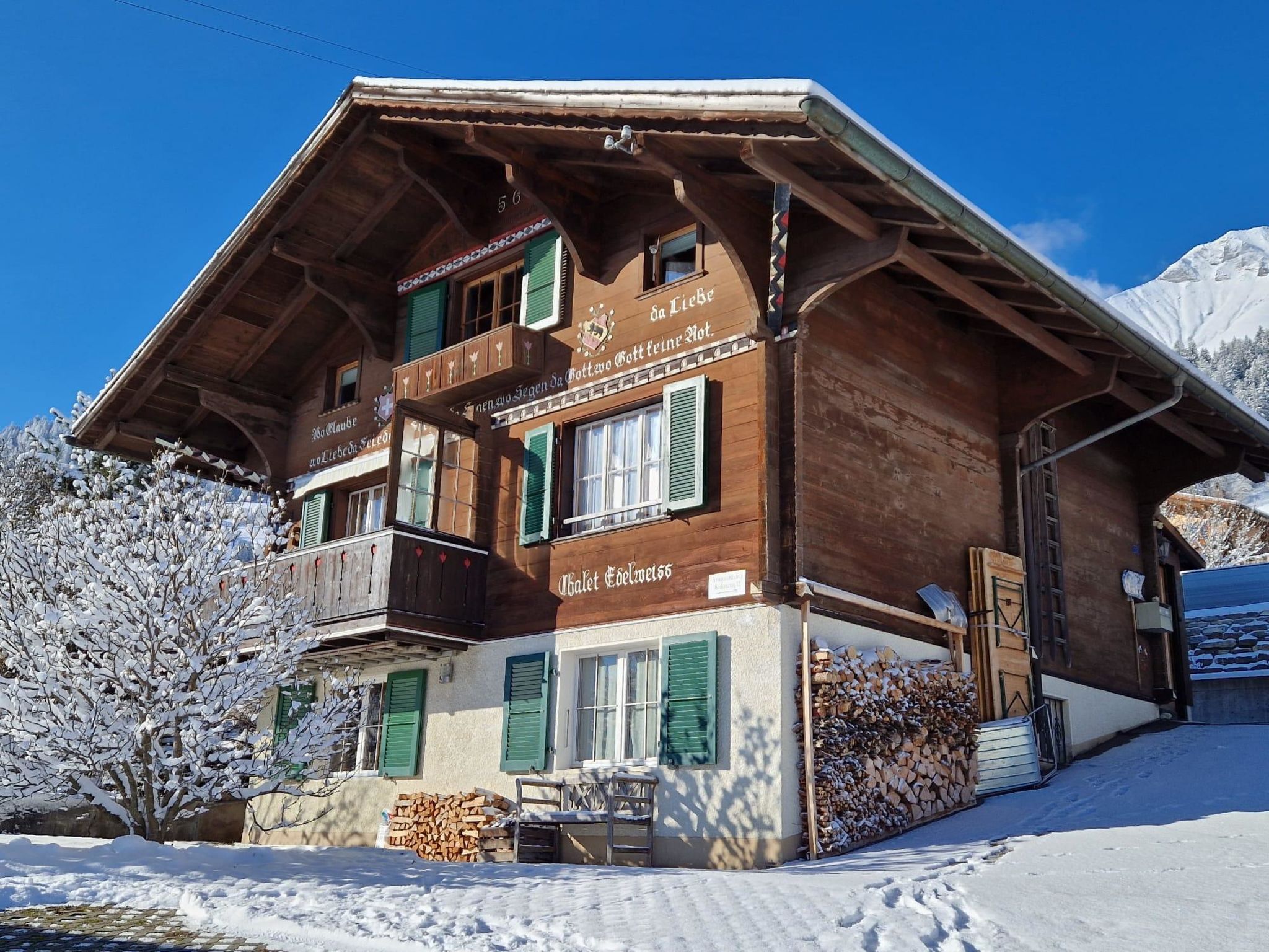 Chalet Edelweiss Appartement/Fewo, Dusche, WC, 2 Schlafräume 3-Zimmerwohnung - Image-tags.info
