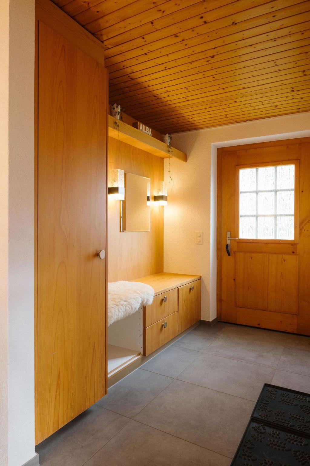 Alba Appartement/Fewo, Dusche und Bad, WC, 1 Schlafraum 2.5-Zimmerwohnung - Binnen