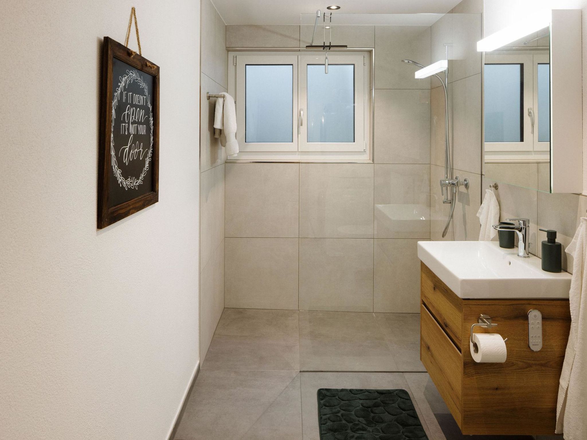 Alba Appartement/Fewo, Dusche und Bad, WC, 1 Schlafraum 2.5-Zimmerwohnung - Binnen