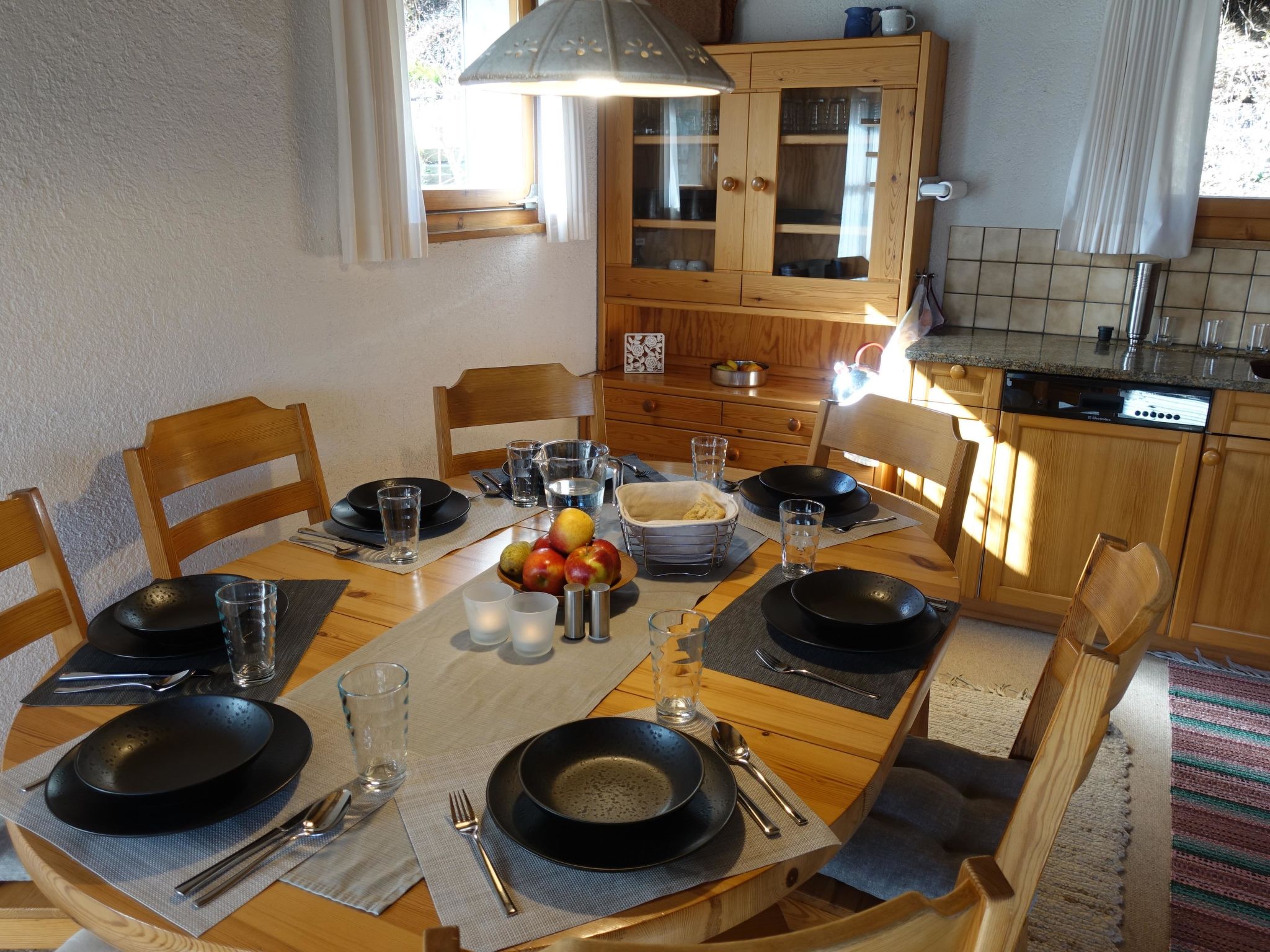 Bergperle Ferienhaus, Dusche, WC, Terrasse Ferienhaus, Dusche, WC, Terrasse - Binnen