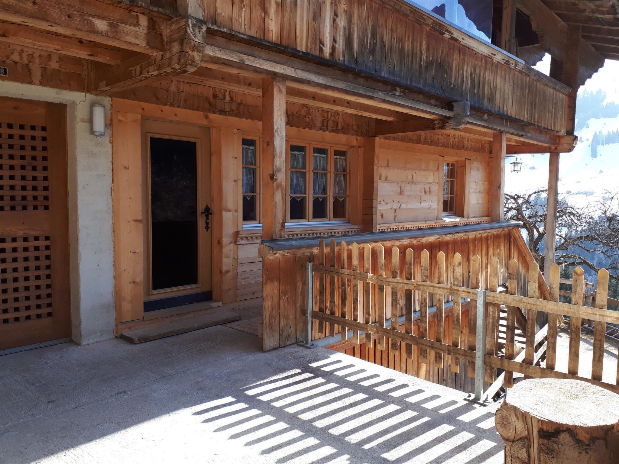 Wanni Appartement/Fewo, Bad, WC, 3 Schlafräume 4-Zimmerwohnung - Buiten