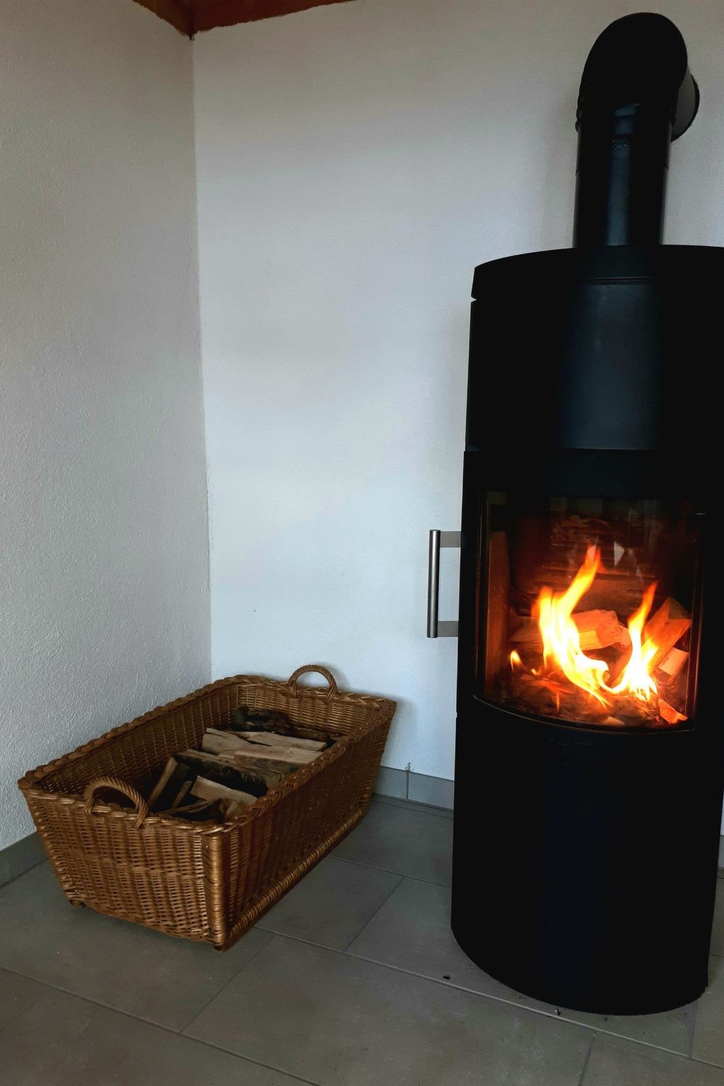 Wanni Appartement/Fewo, Bad, WC, 3 Schlafräume 4-Zimmerwohnung - Binnen