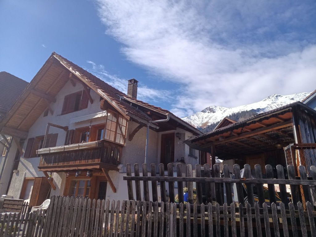 Appartement Arlinn Apartment in Zwitserland