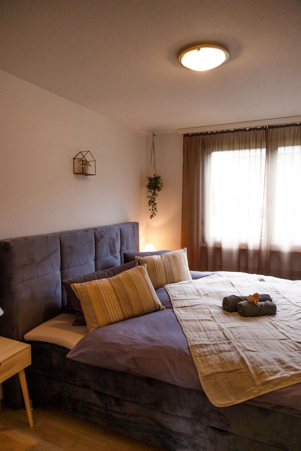 Mountain View Appartement/Fewo, Dusche, WC, 3 Schlafräume 4.5 Zimmer-Wohnung - Binnen