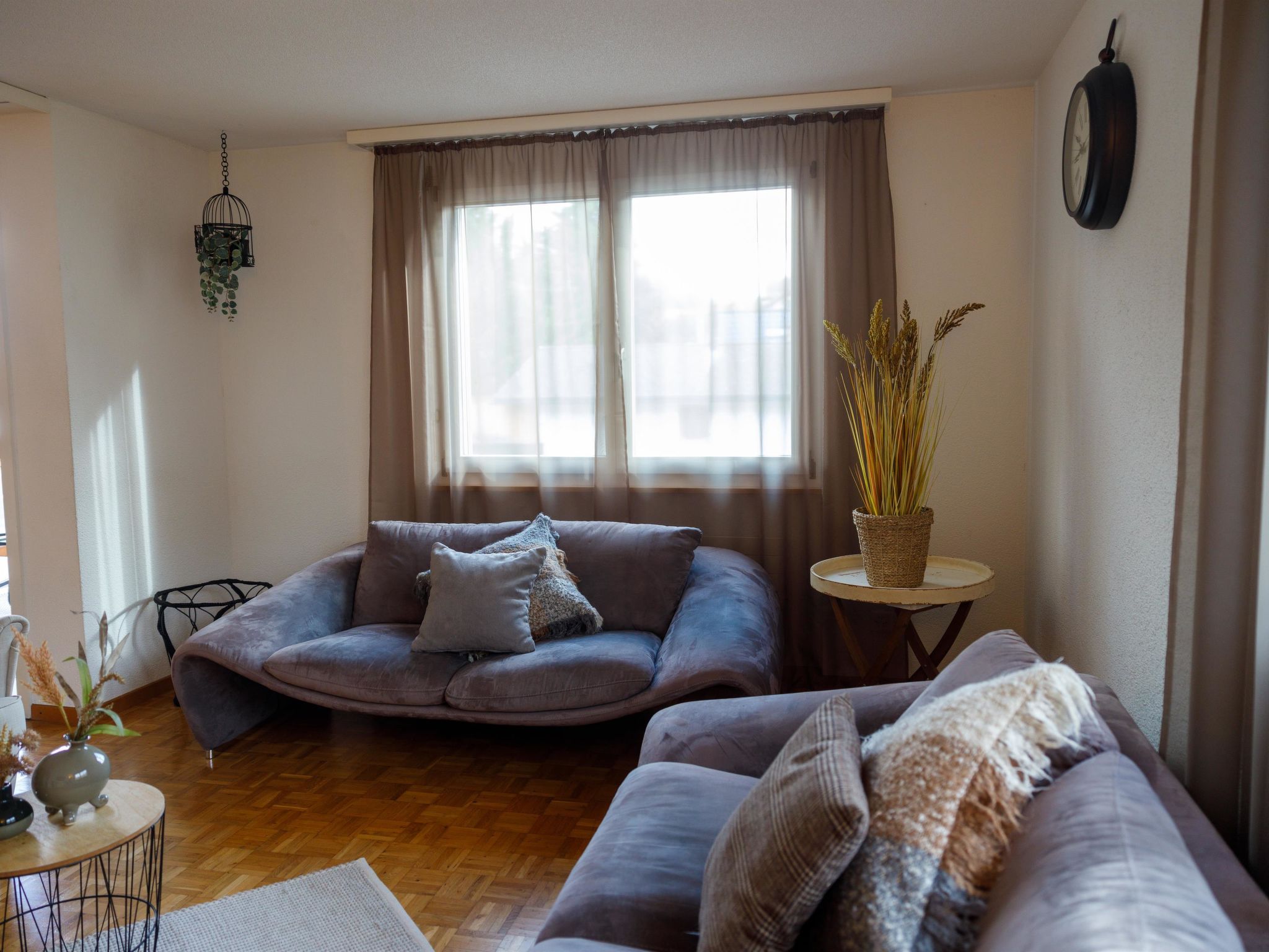 Mountain View Appartement/Fewo, Dusche, WC, 3 Schlafräume 4.5 Zimmer-Wohnung