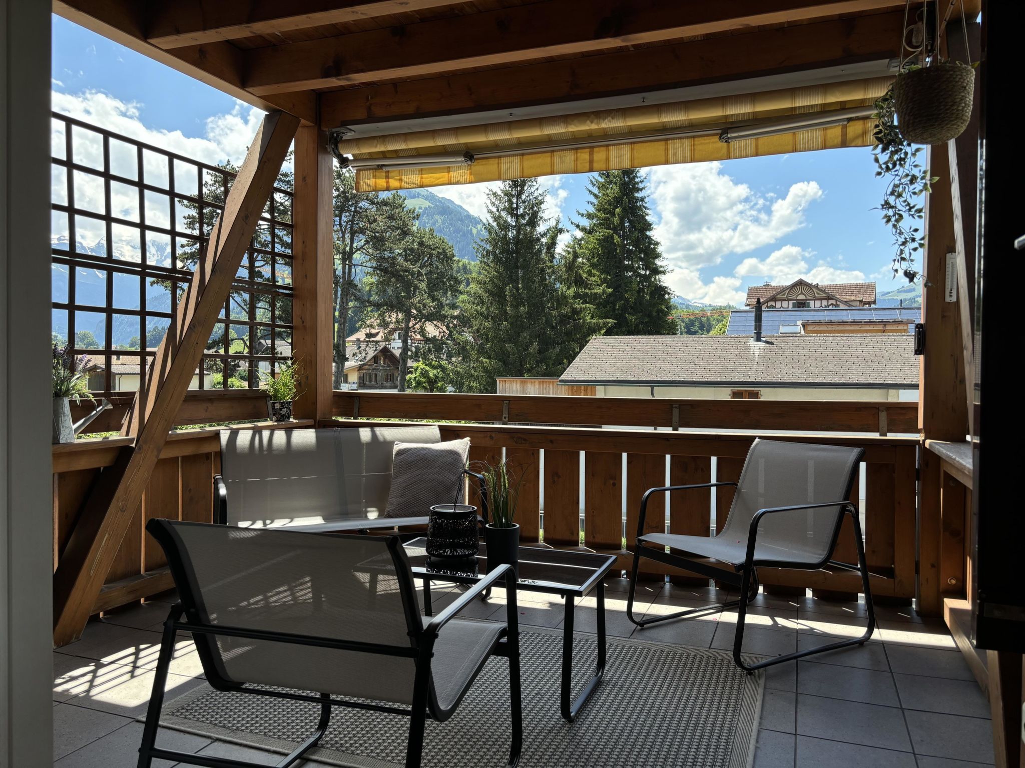 Mountain View Appartement/Fewo, Dusche, WC, 3 Schlafräume 4.5 Zimmer-Wohnung - Buiten