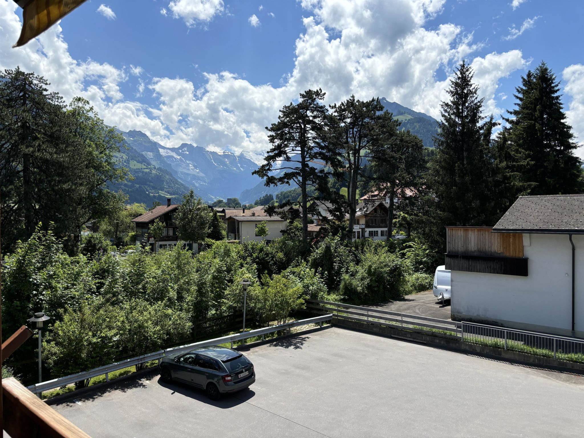 Mountain View Appartement/Fewo, Dusche, WC, 3 Schlafräume 4.5 Zimmer-Wohnung - Buiten