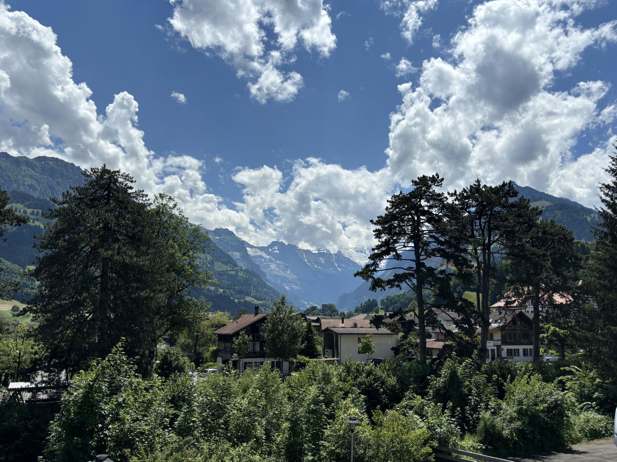 Mountain View Appartement/Fewo, Dusche, WC, 3 Schlafräume 4.5 Zimmer-Wohnung