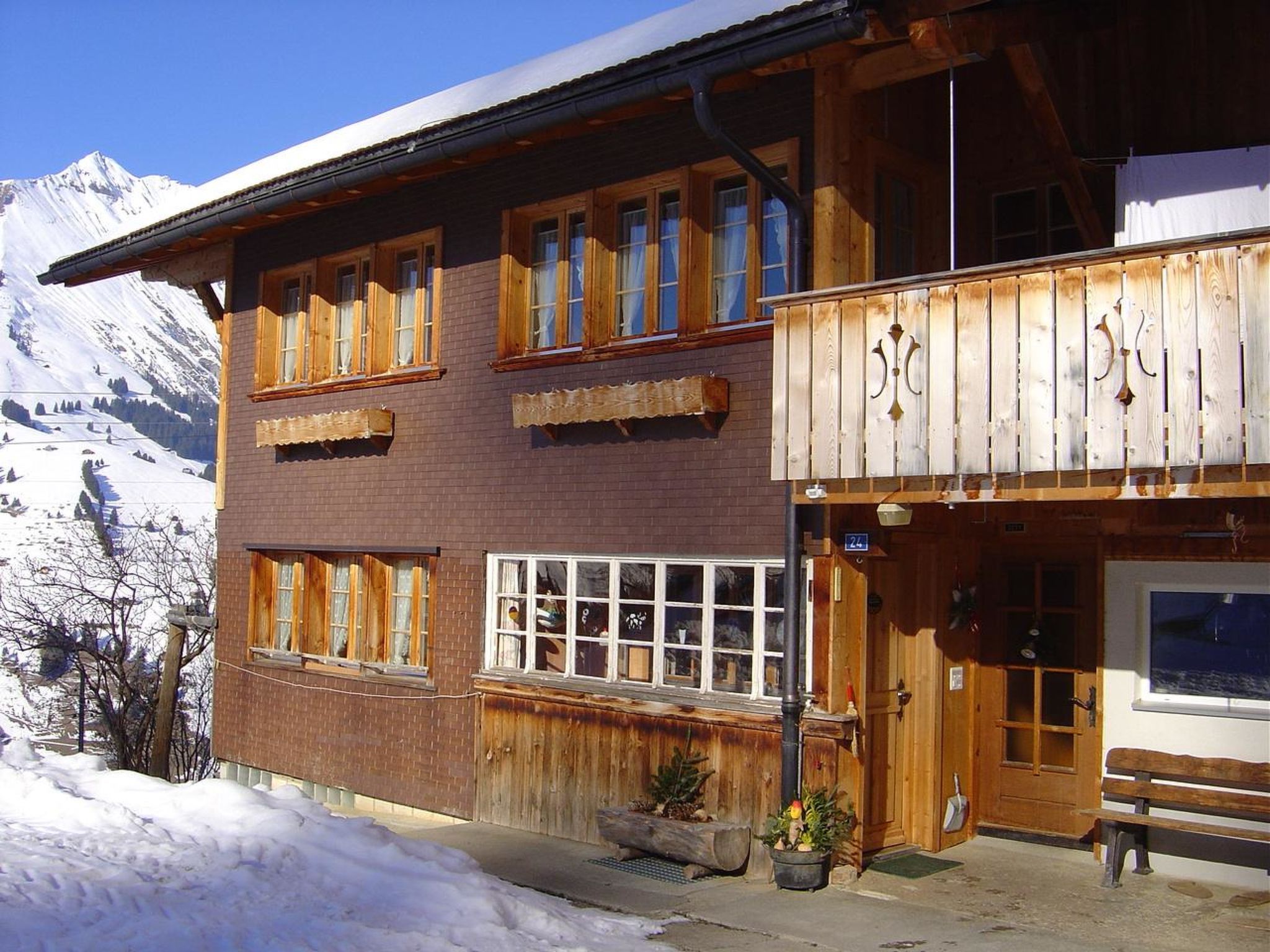 Bauernhaus Uf dr Flue Appartement/Fewo, Bad, WC, 4 oder mehr Schlafräume - Buiten