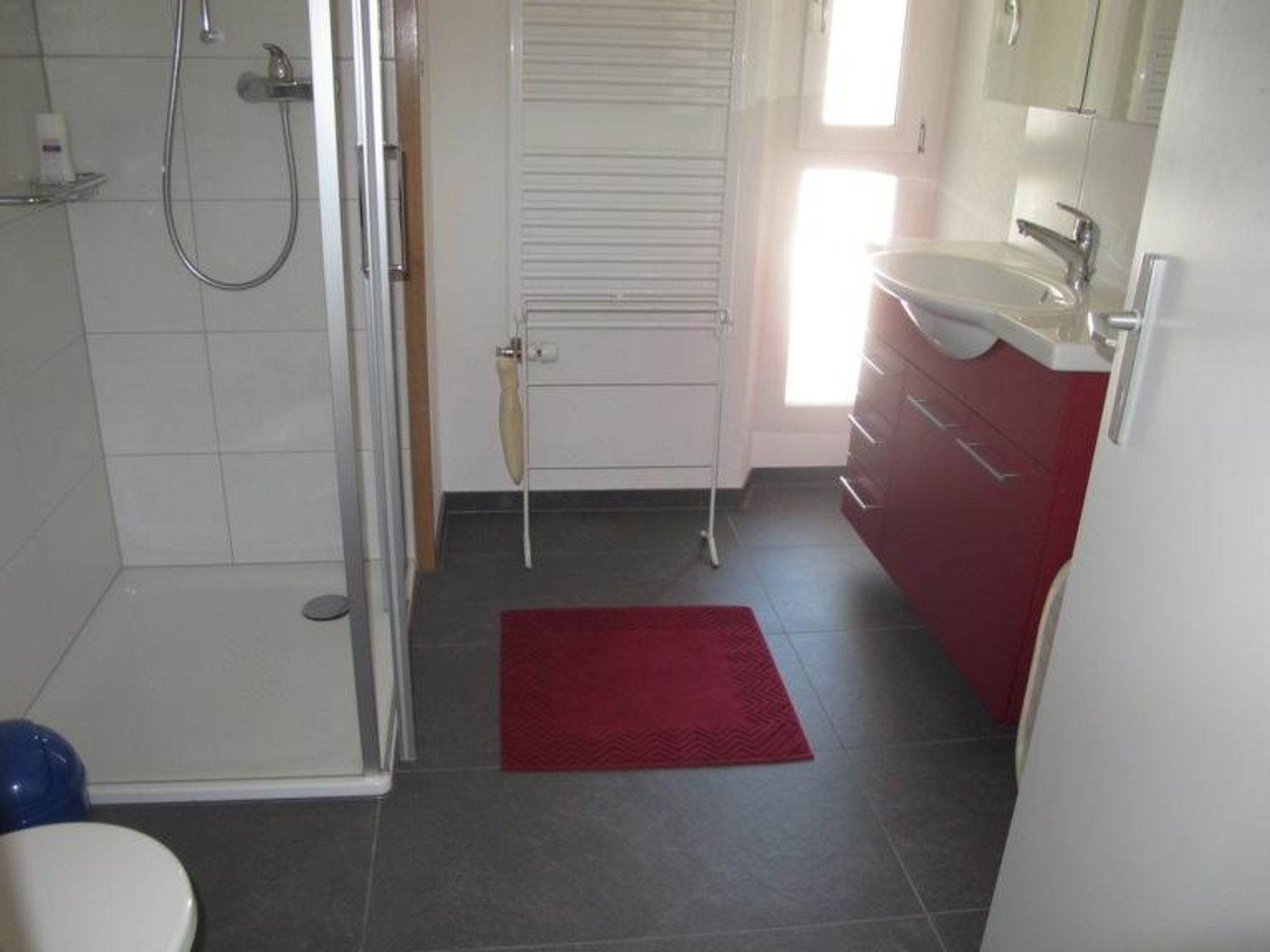 Helene Appartement/Fewo, Dusche, WC, 2 Schlafräume 3-Zimmerwohnung Parterre - Binnen