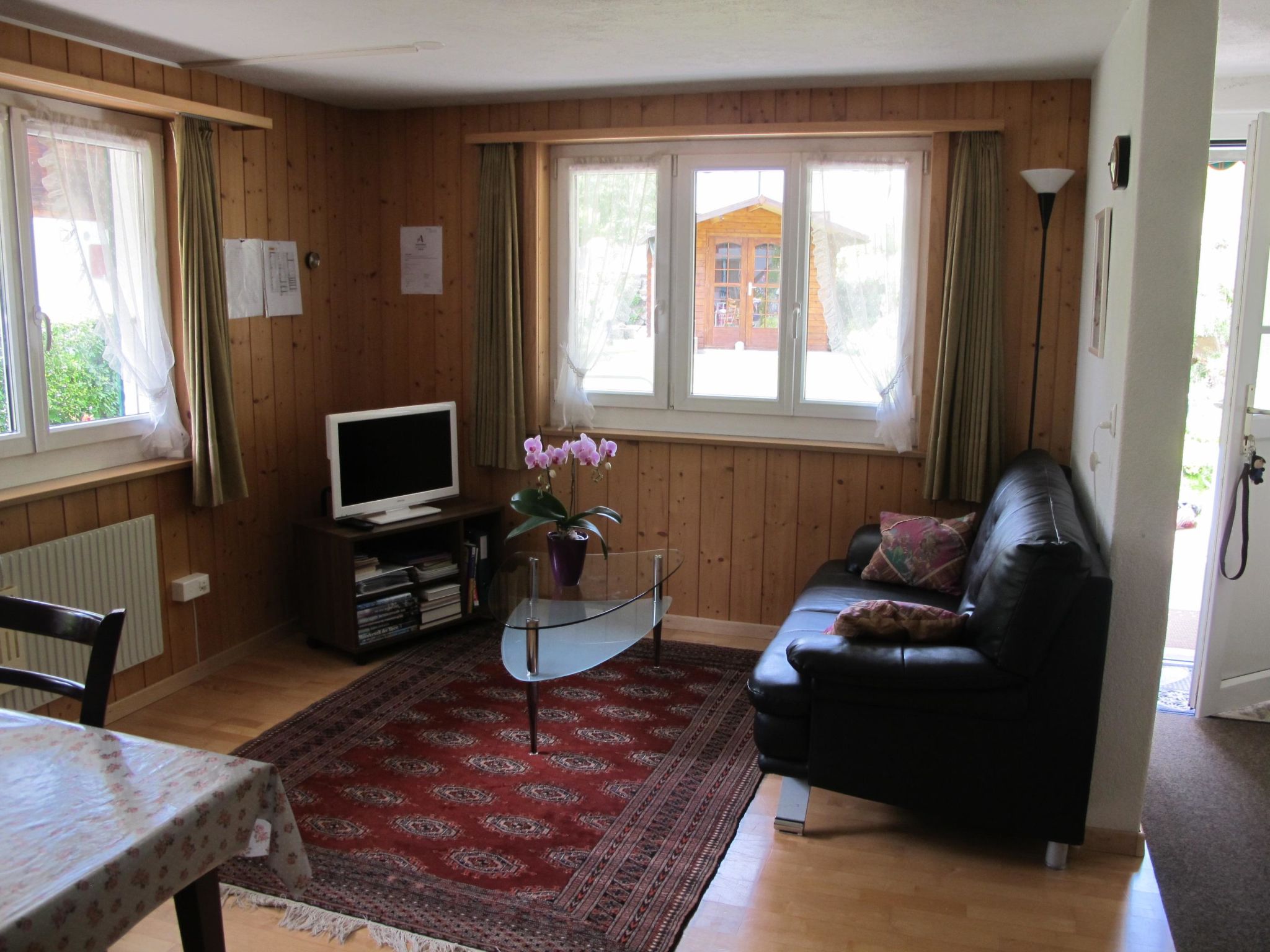 Helene Appartement/Fewo, Dusche, WC, 2 Schlafräume 3-Zimmerwohnung Parterre - Binnen