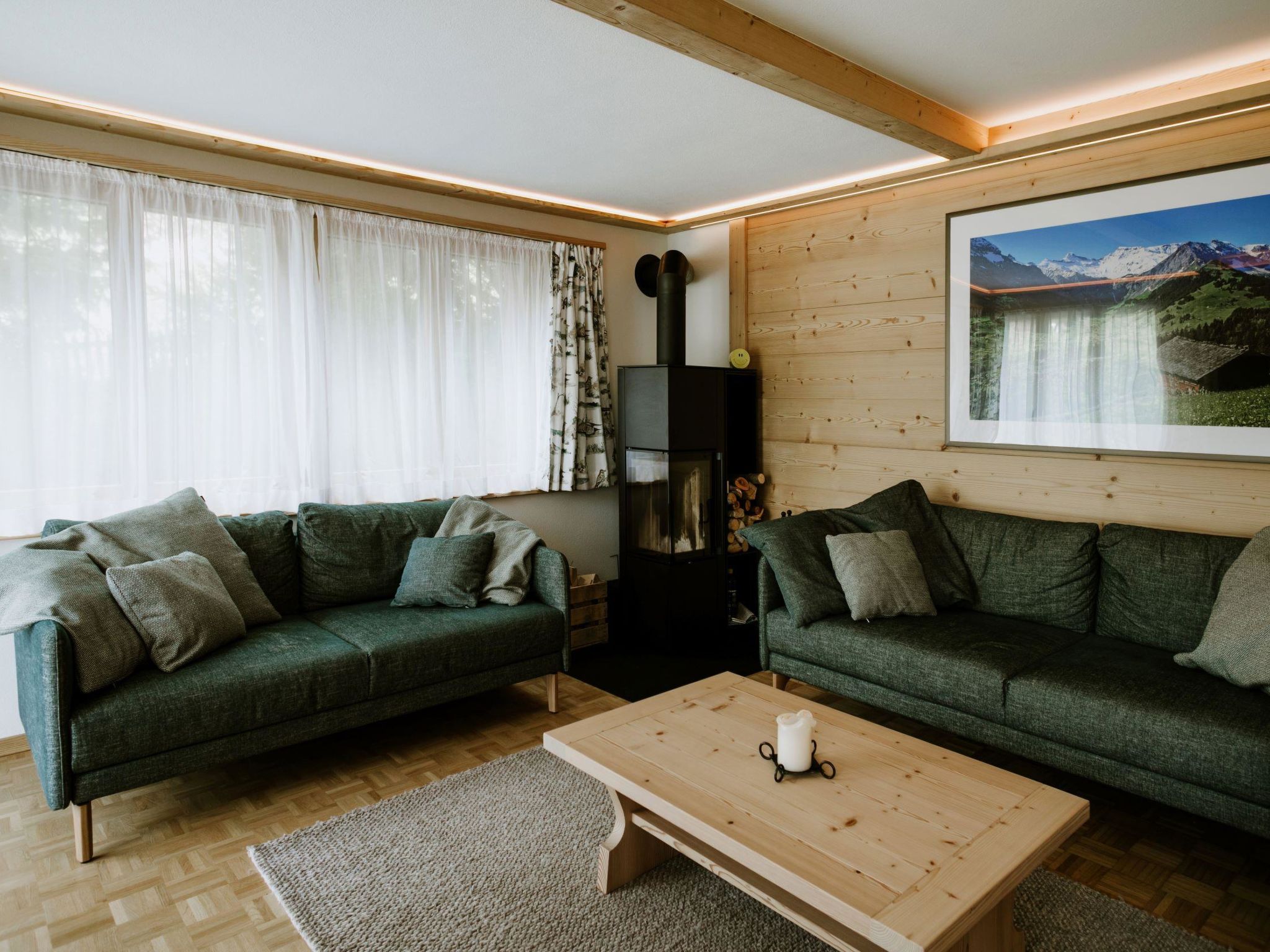 Bärggeist, Gruebiweg 8, Adelboden Appartement/Fewo, Bad, WC, 3 Schlafräume — Living Room (4 of 26)