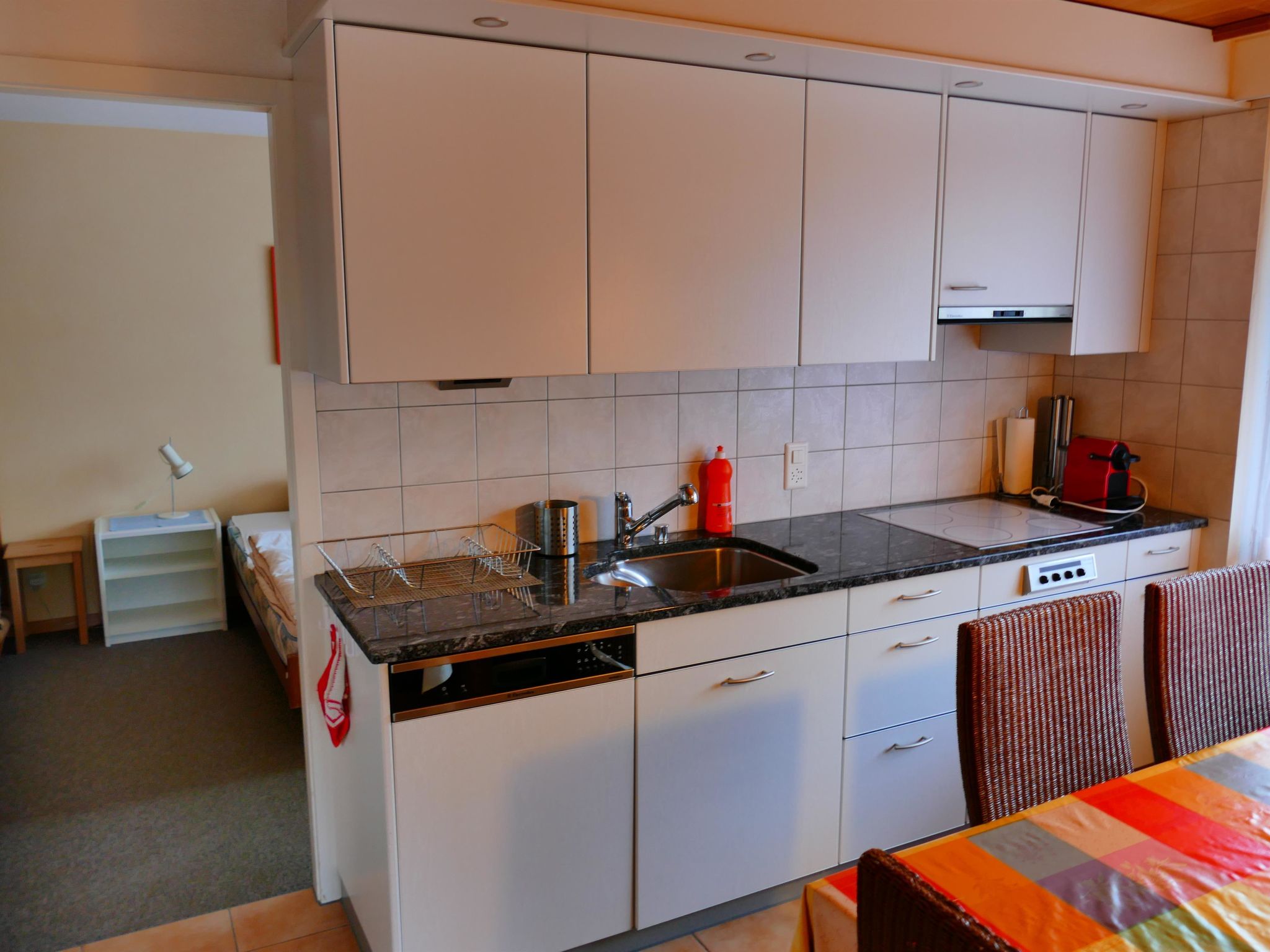 Silberdistel  B09 Appartement/Fewo, Bad, WC, 3 Schlafräume 3.5 Zimmerwohnung - Drinnen