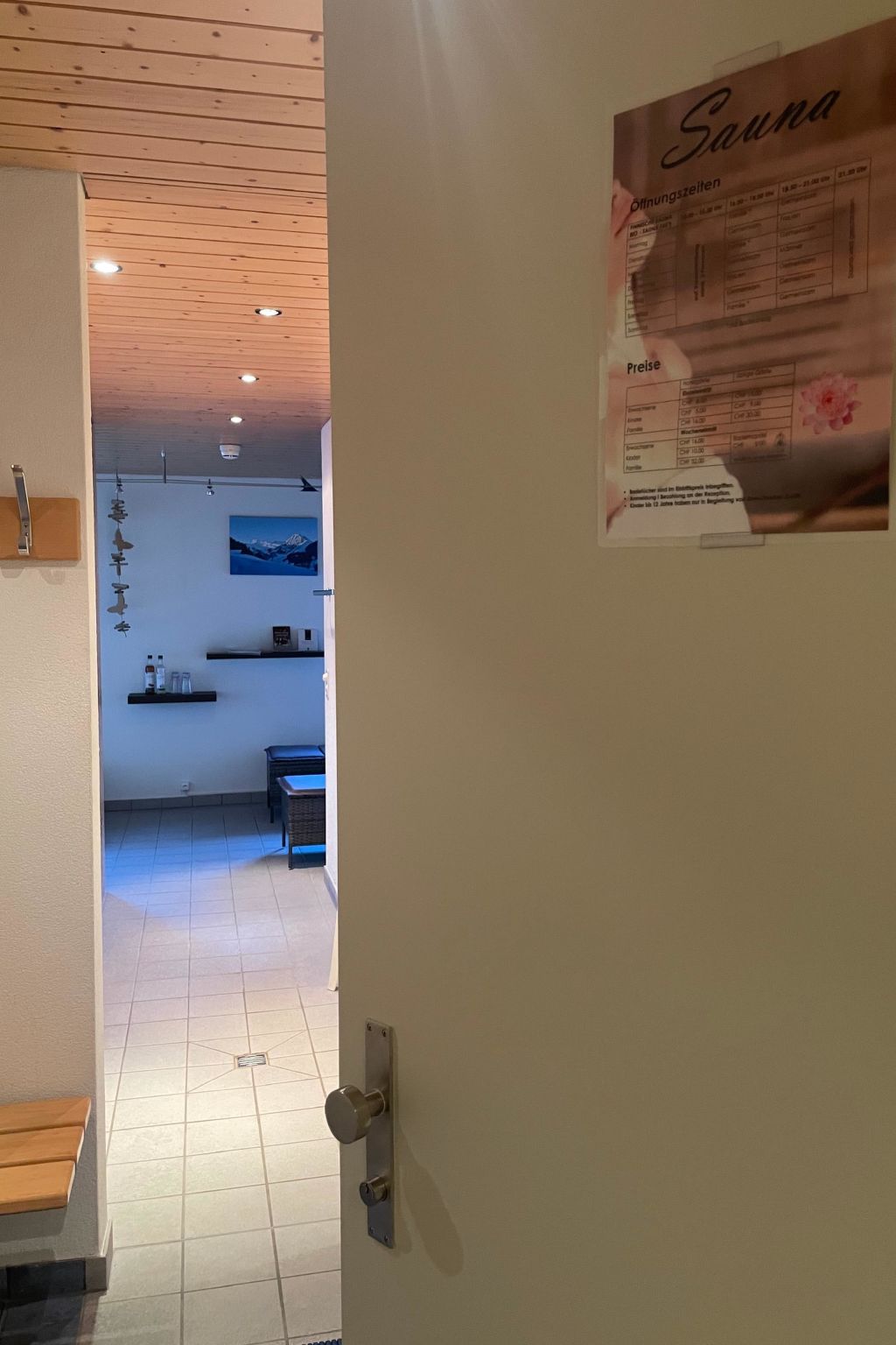 Ferien- und Familienhotel Alpina Doppelzimmer, Dusche, WC, Standard - Drinnen