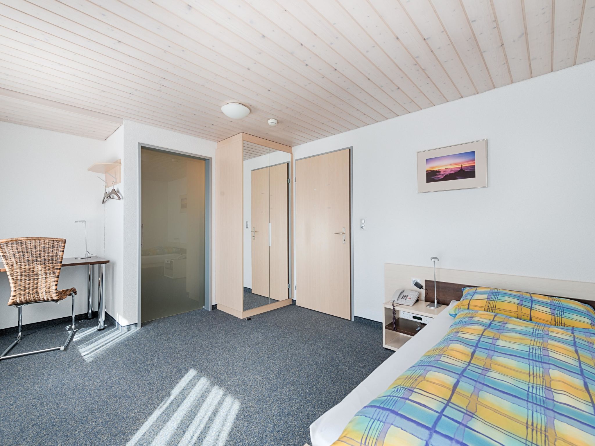 Ferien- und Familienhotel Alpina Doppelzimmer, Dusche, WC, Standard - Drinnen
