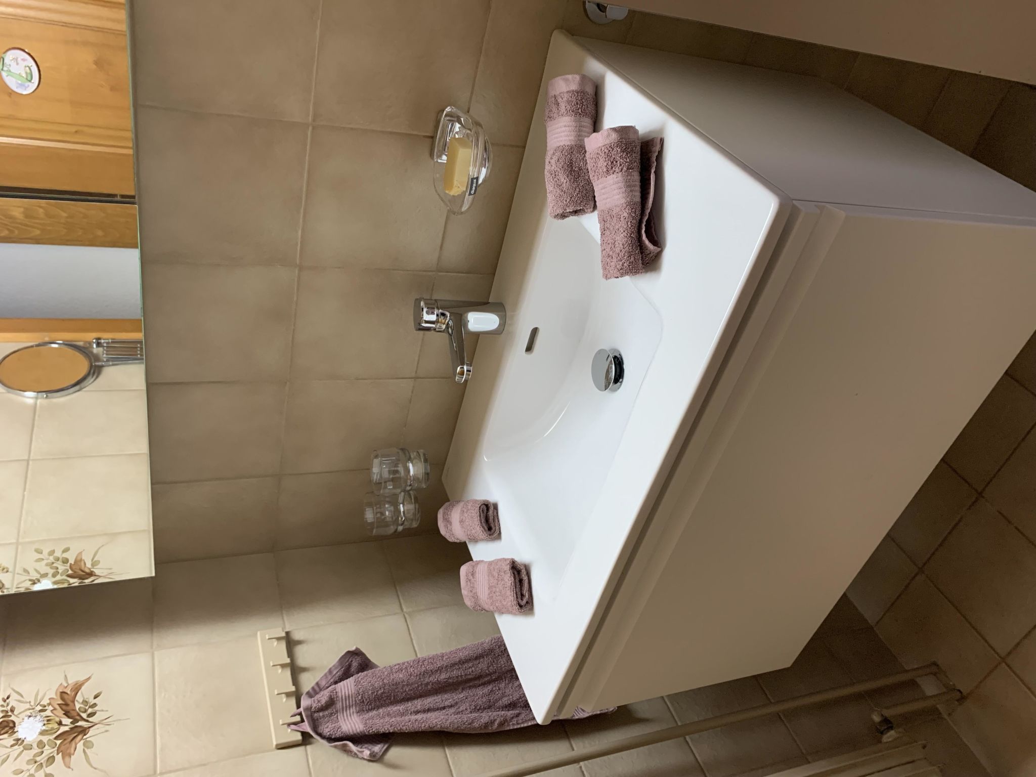 Photo of Alpenglühn Appartement/Fewo, Bad, WC, 3 Schlafräume