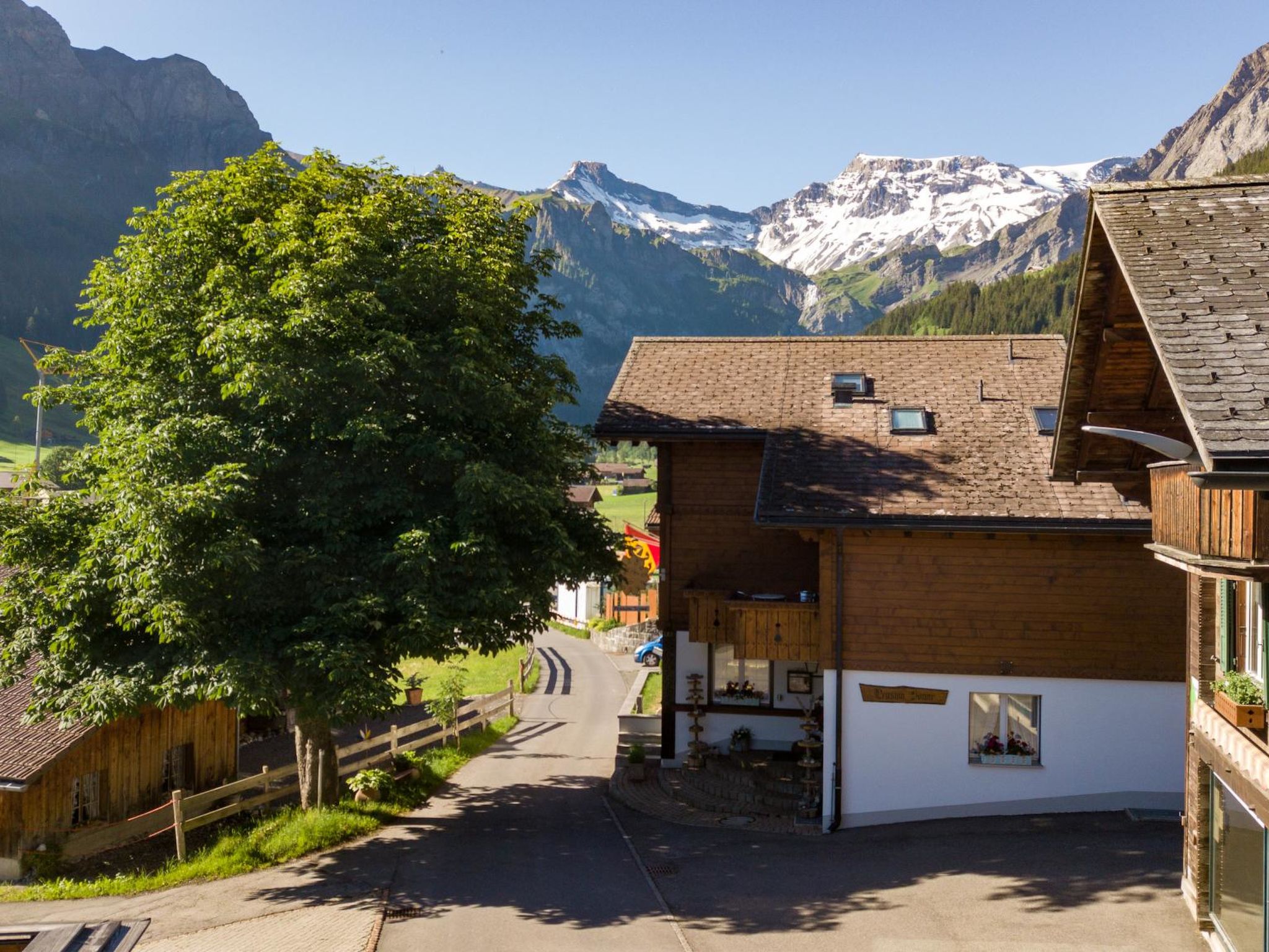 Pension Sonne Doppelzimmer, Dusche, WC, Standard - Draußen