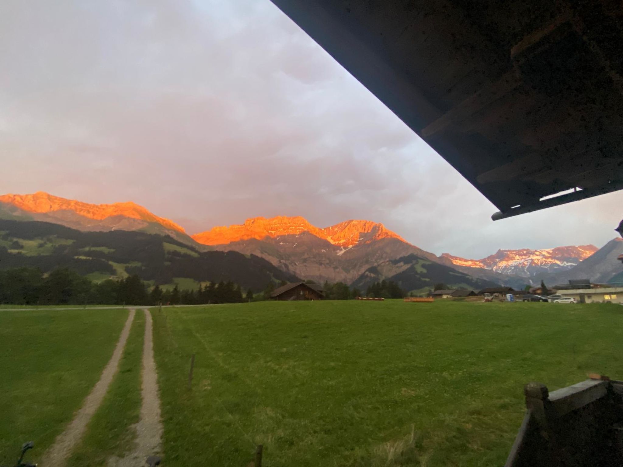 Photo of Chalet Legi Appartement/Fewo, Dusche oder Bad, WC, 4 oder mehr Schlafräume