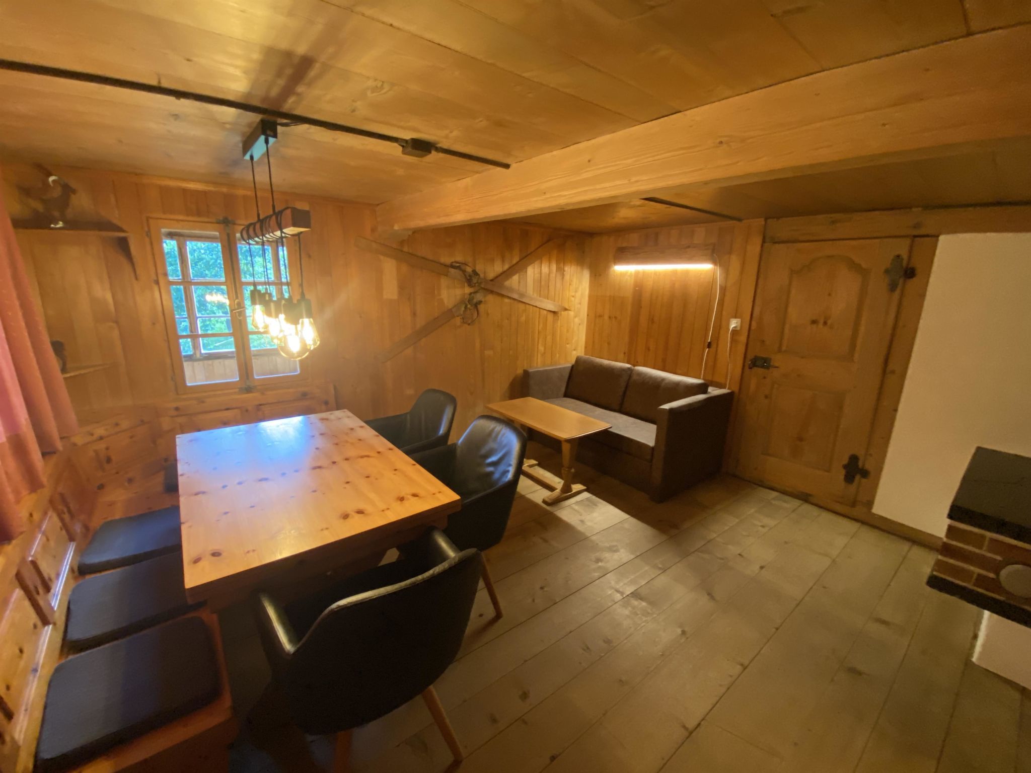 Photo of Chalet Legi Appartement/Fewo, Dusche oder Bad, WC, 4 oder mehr Schlafräume