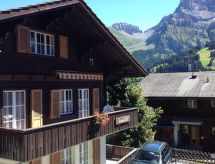 Rustiek appartement in Adelboden, direct aan skipiste & bergmeer - thumbnail 1