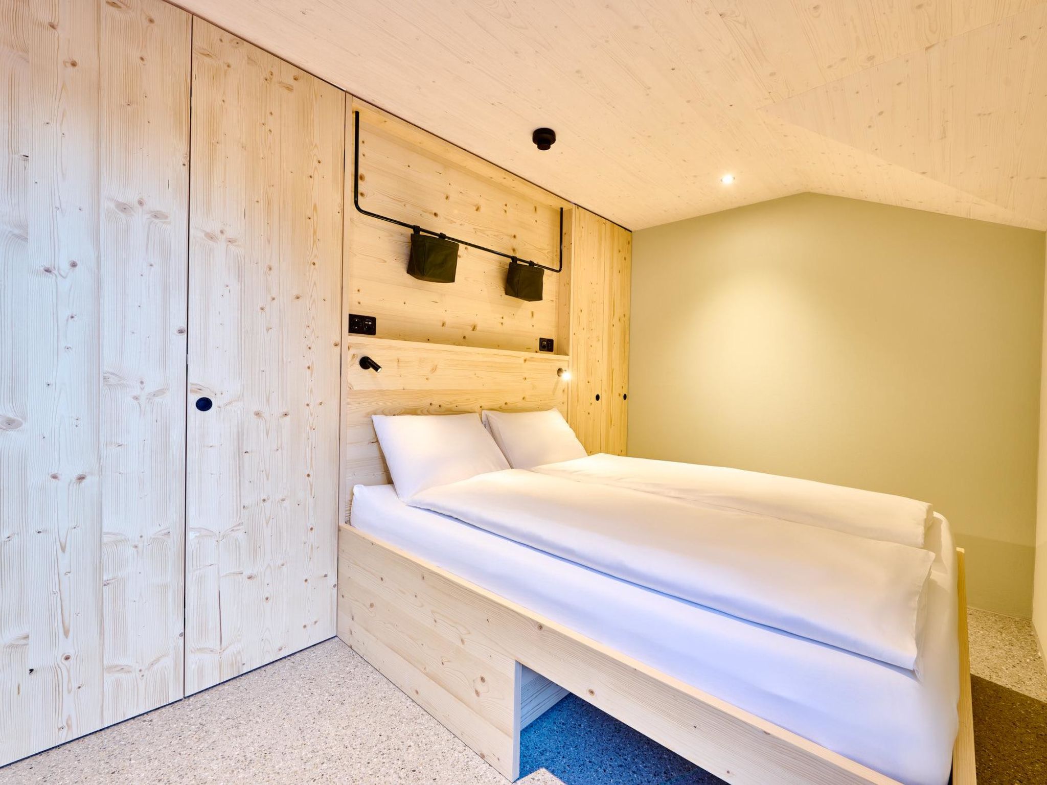 Photo of Apart Hotel Adelboden am Dorfplatz Appartement/Fewo, Dusche, WC