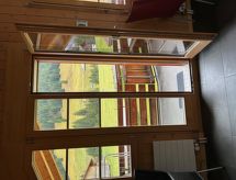 Knus chalet-appartement aan de skipiste in Adelboden - thumbnail 6