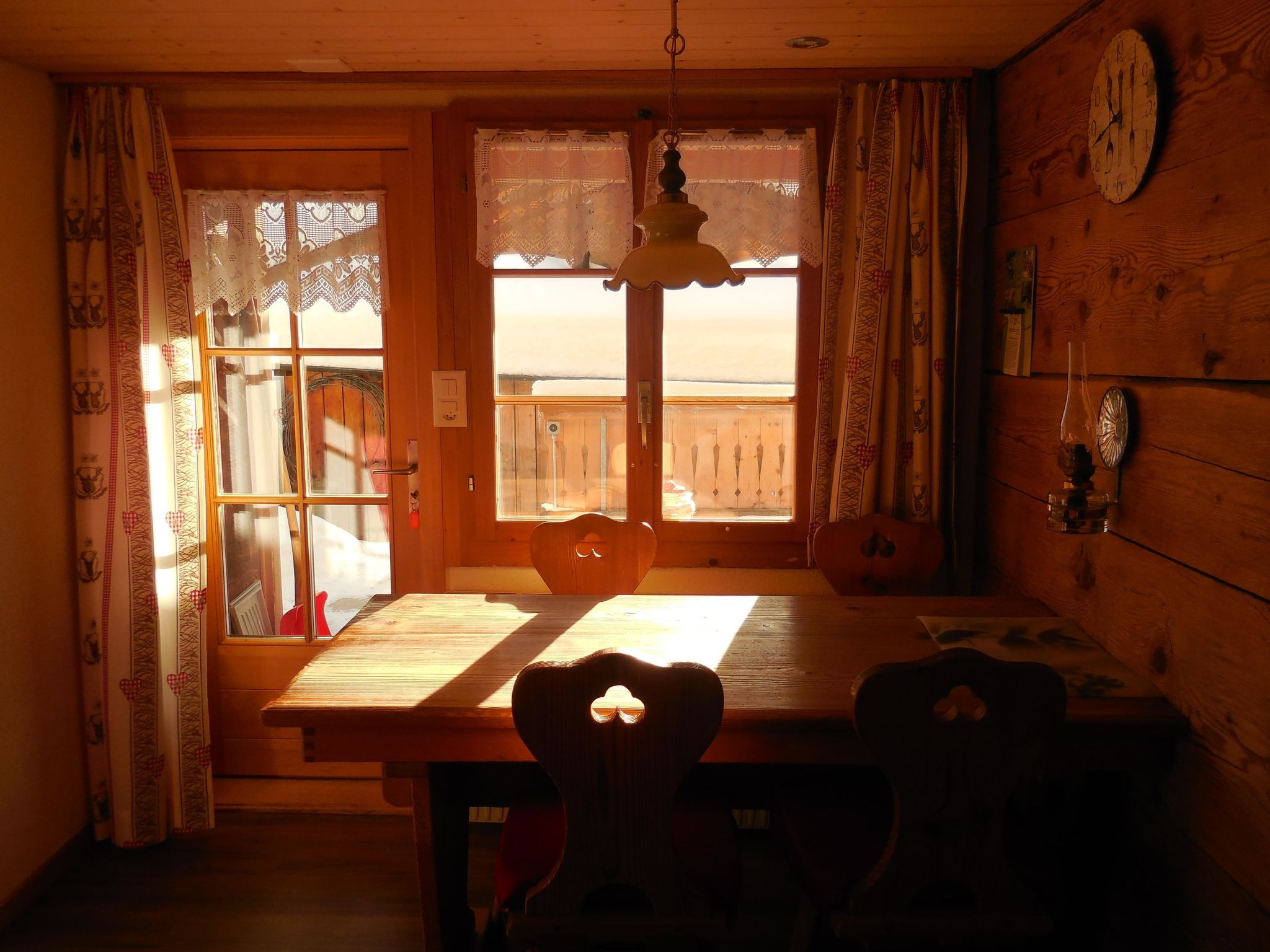 Sunneweg Appartement/Fewo, Dusche, WC, 1 Schlafraum 2-Zimmerwohnung - Binnen