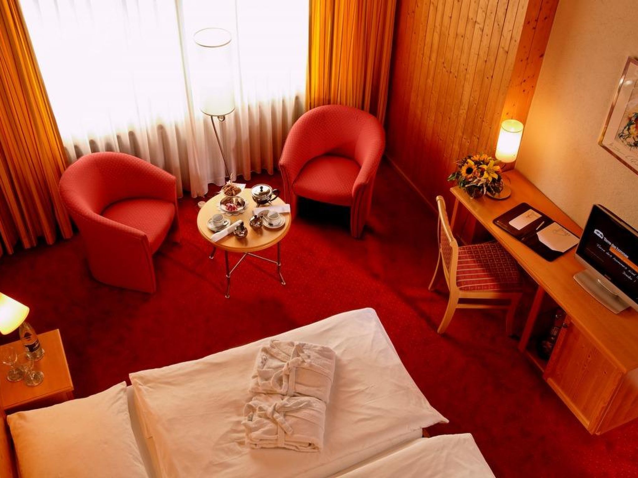 Photo of Hotel Bristol - Relais du Silence Familienzimmer, Dusche oder Bad, WC, Süd
