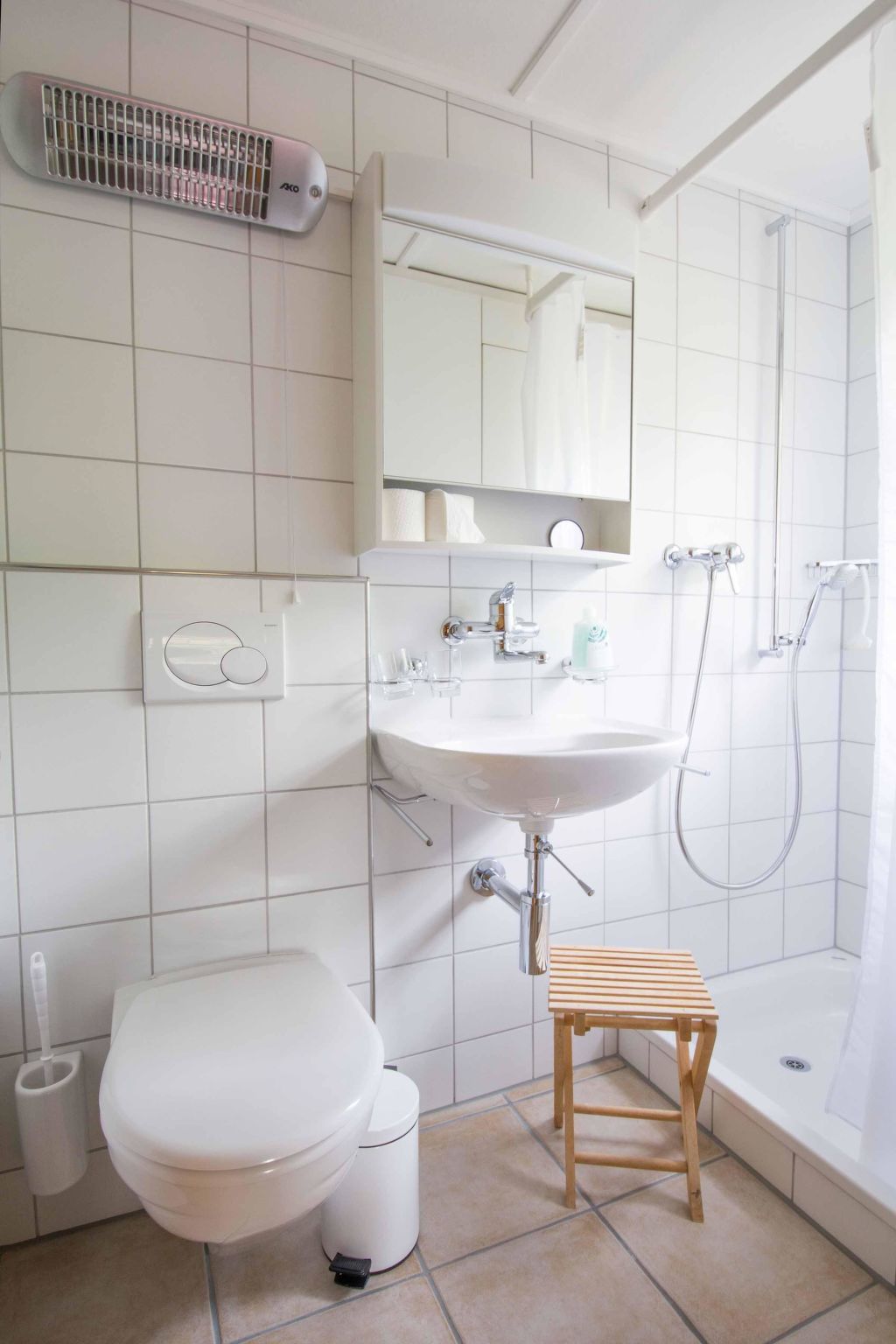 Photo of Chalet Zwirbeli Appartement/Fewo, Dusche, WC, 1 Schlafraum 2-Zimmerwohnung