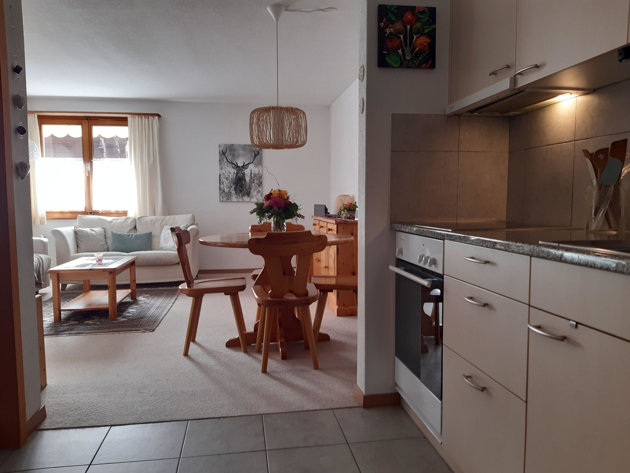 Chalet Delphin Appartement/Fewo, Bad, WC, 1 Schlafraum 2-Zimmerwohnung - Dedans