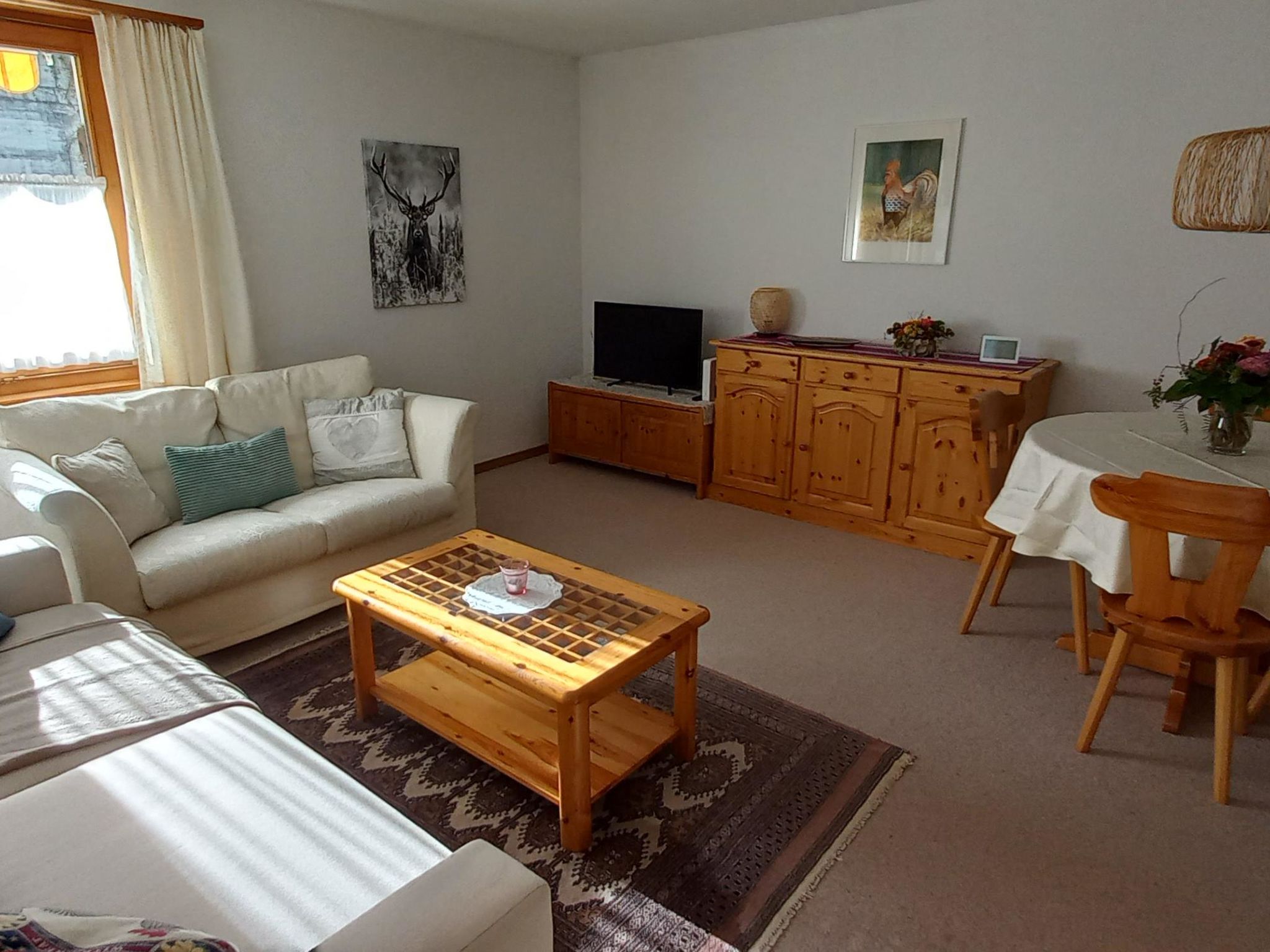 Chalet Delphin Appartement/Fewo, Bad, WC, 1 Schlafraum 2-Zimmerwohnung - Image 2