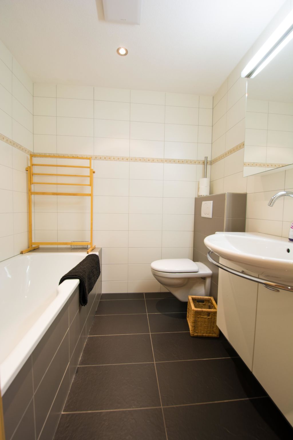Photo of Gartenweg Appartement/Fewo, Dusche und Bad, WC,