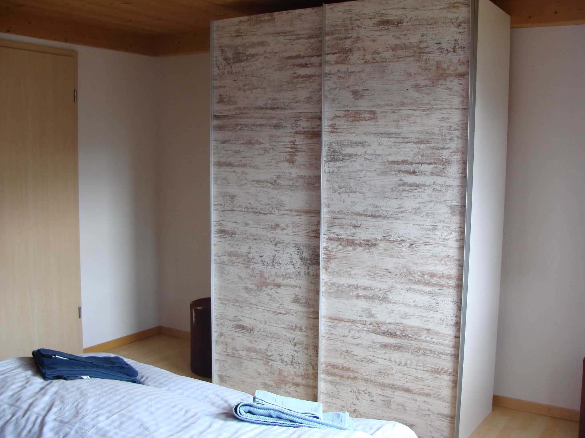 Chalet Sunnegg Appartement/Fewo, Dusche, WC, 2 Schlafräume 3-Zimmerwohnung - Drinnen