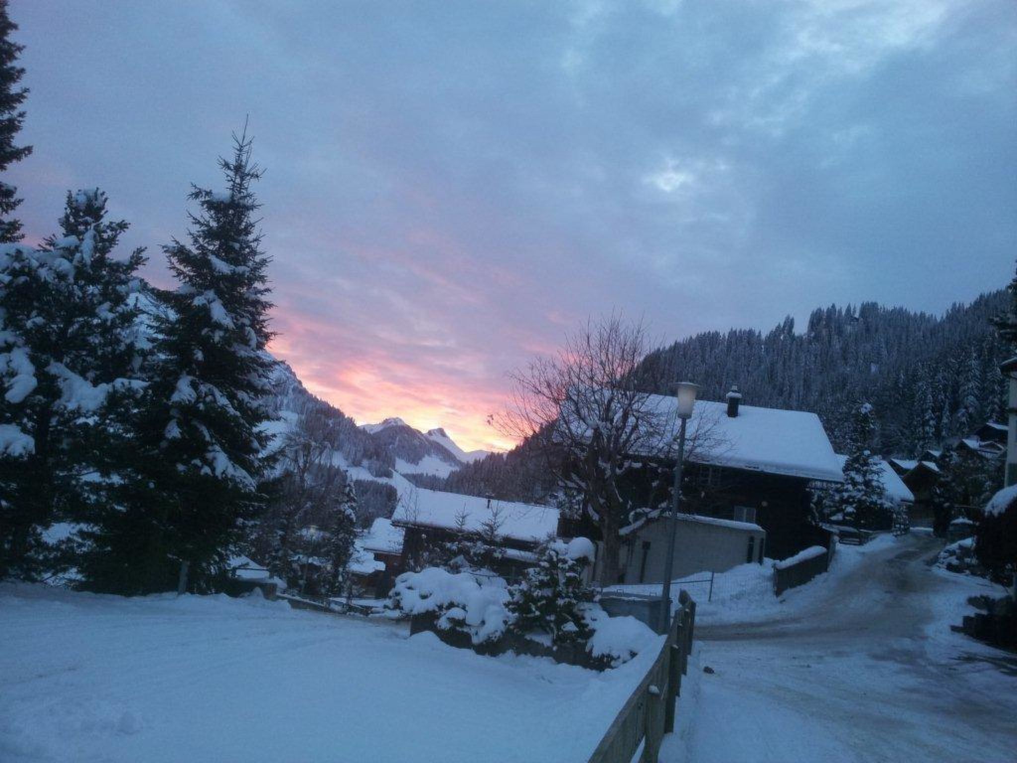 Photo of Chalet Sunnegg Appartement/Fewo, Dusche, WC, 2 Schlafräume 3-Zimmerwohnung