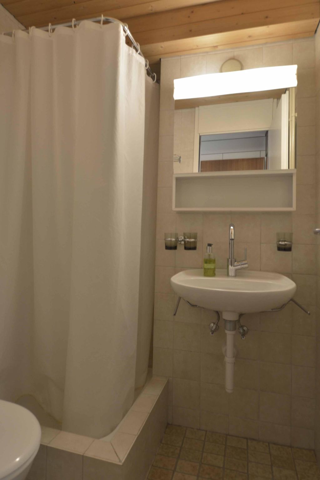 Photo of Ferienwohnung Schlegeli Appartement/Fewo, Dusche, WC, 2 Schlafräume