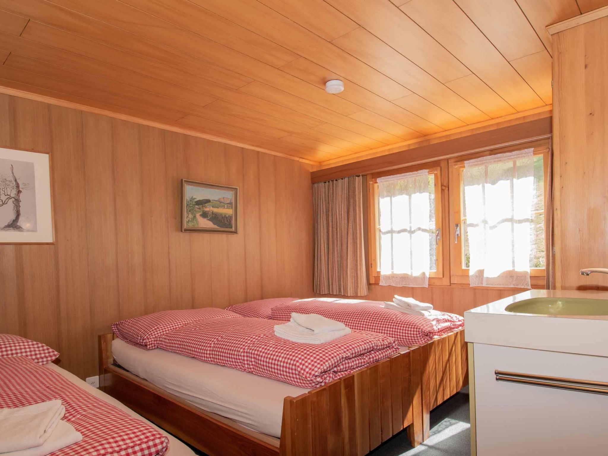 Chalet Iris Appartement/Fewo, Dusche, WC, 2 Schlafräume 3-Zimmerwohnung - Image-tags.info