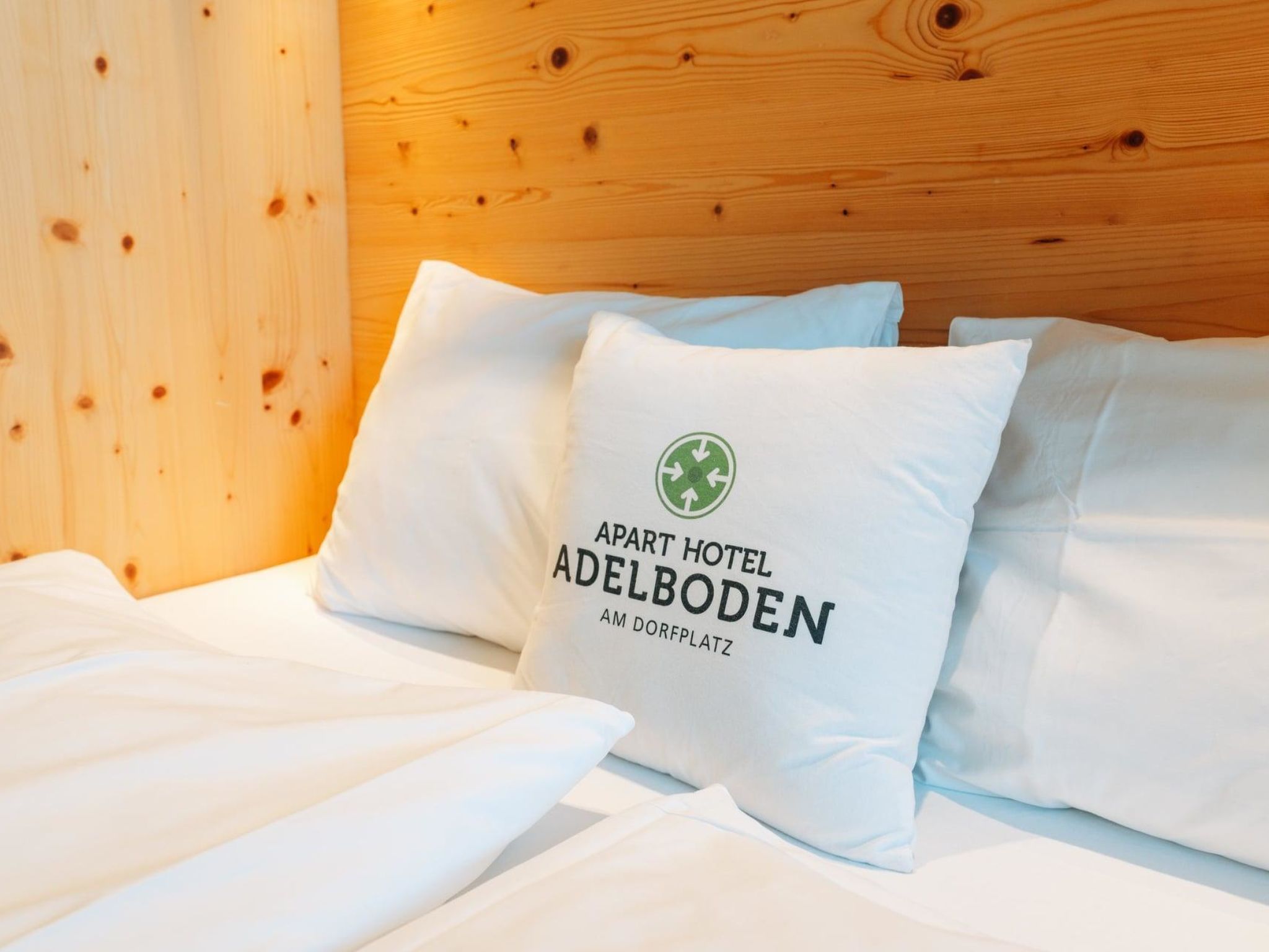 Apart Hotel Adelboden am Dorfplatz Appartement/Fewo, Dusche, WC — Bedroom (4 of 13)