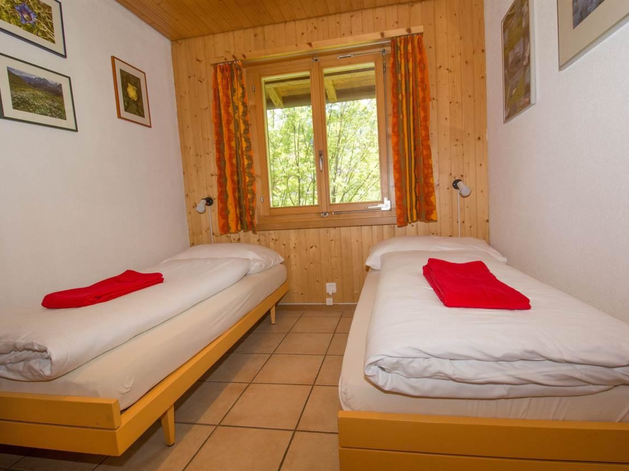 Photo of Chalet Falki Appartement/Fewo, Bad, WC, 3 Schlafräume 3.5-Zimmerwohnung + Studio