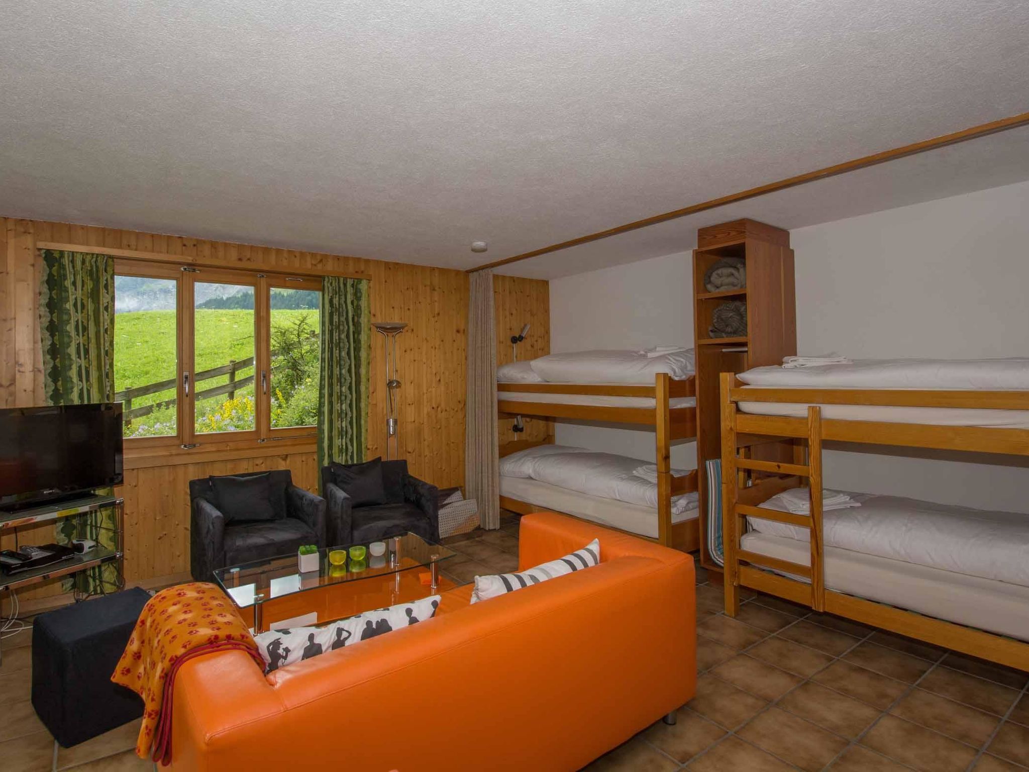 Chalet Falki Appartement/Fewo, Bad, WC, 3 Schlafräume 3.5-Zimmerwohnung + Studio - Image-tags.info