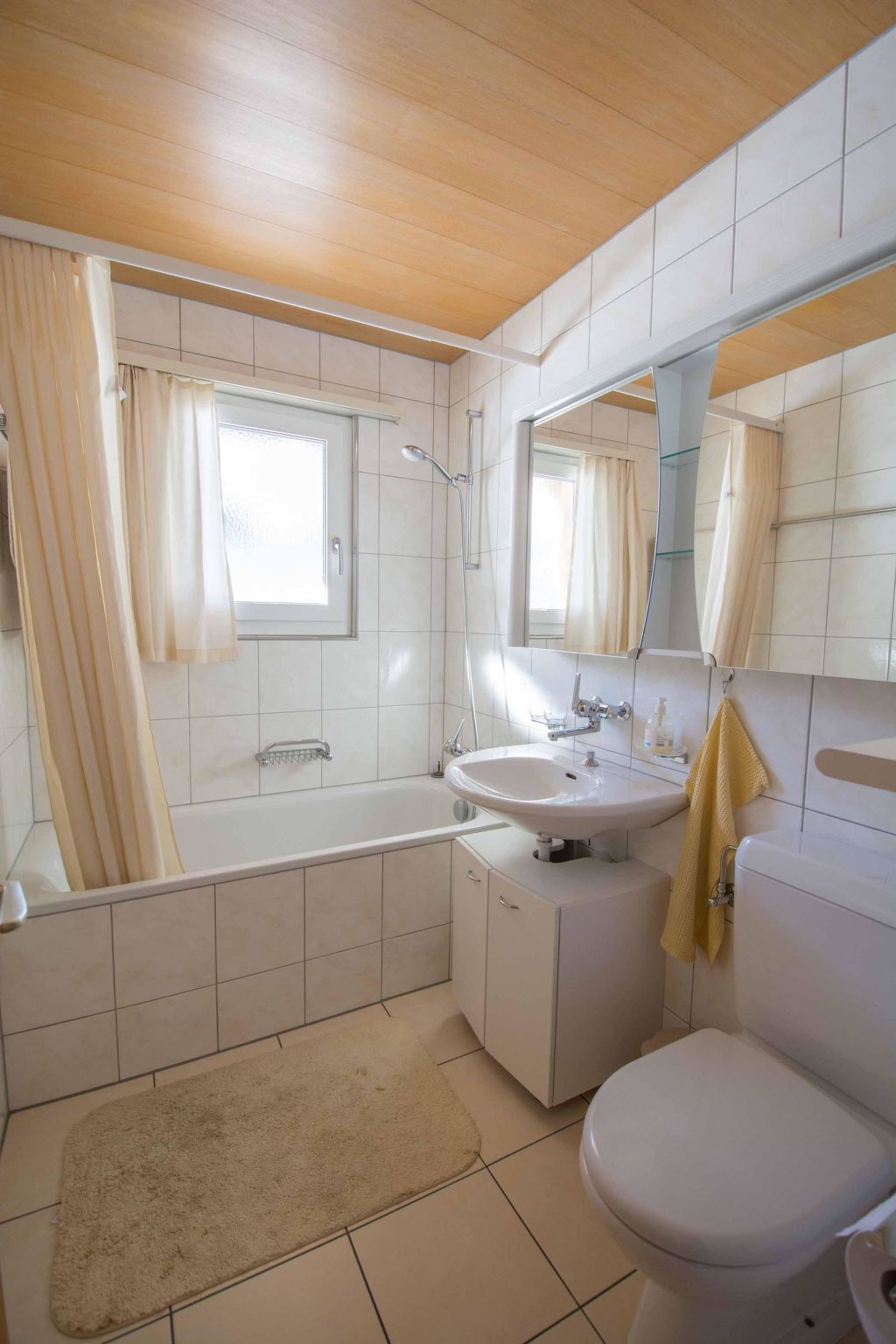 Photo of Chalet Apollo Appartement/Fewo, Dusche, WC, 3 Schlafräume 4-Zimmerwohnung